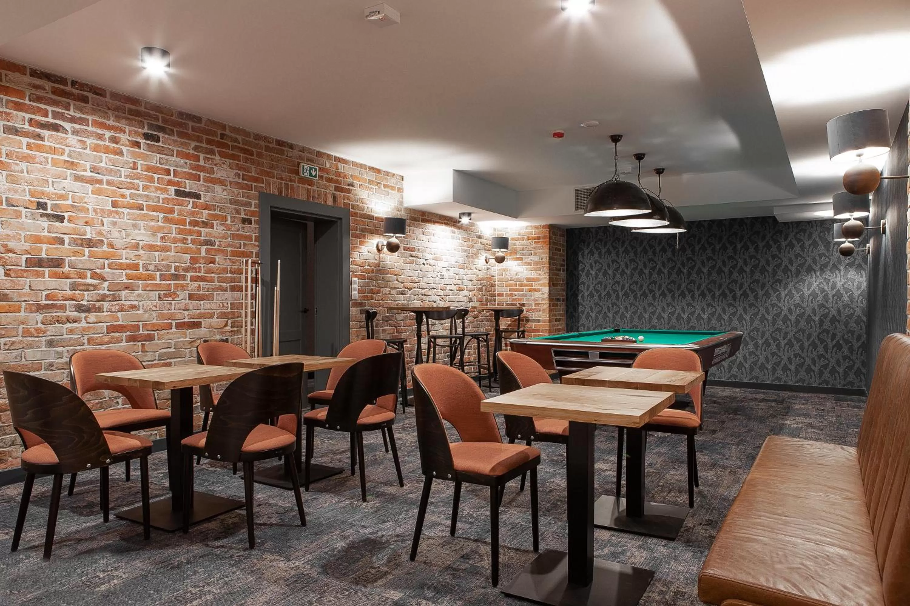 Lounge or bar in Leśny Dwór