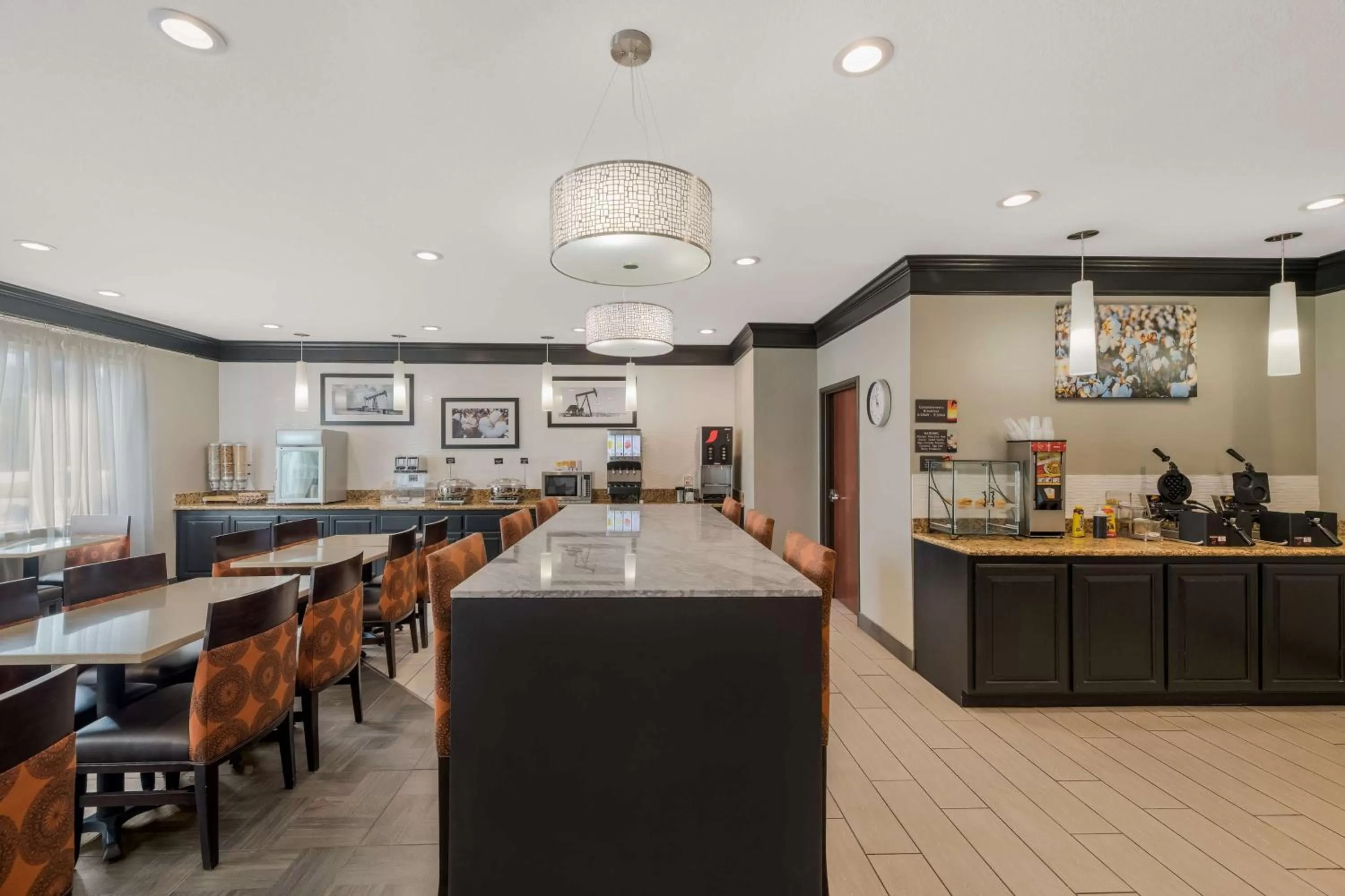 Breakfast in Best Western South Plains Inn & Suites