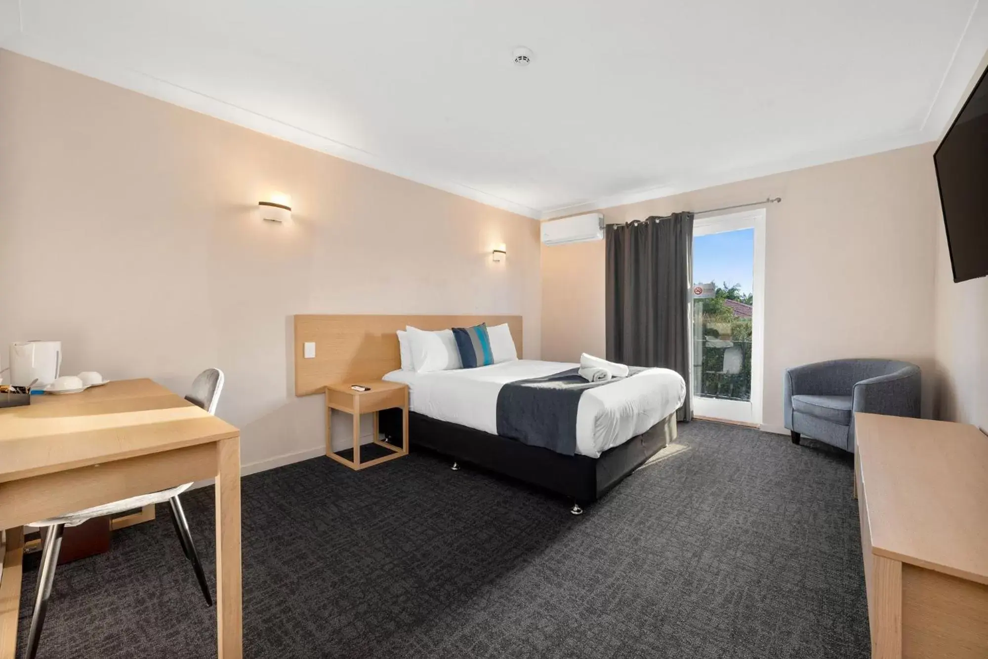 Superior Queen Room - single occupancy in Hamilton Brisbane Airport Hotel Superior Queen Room - single occupancy in Hamilton Brisbane Airport Hotel