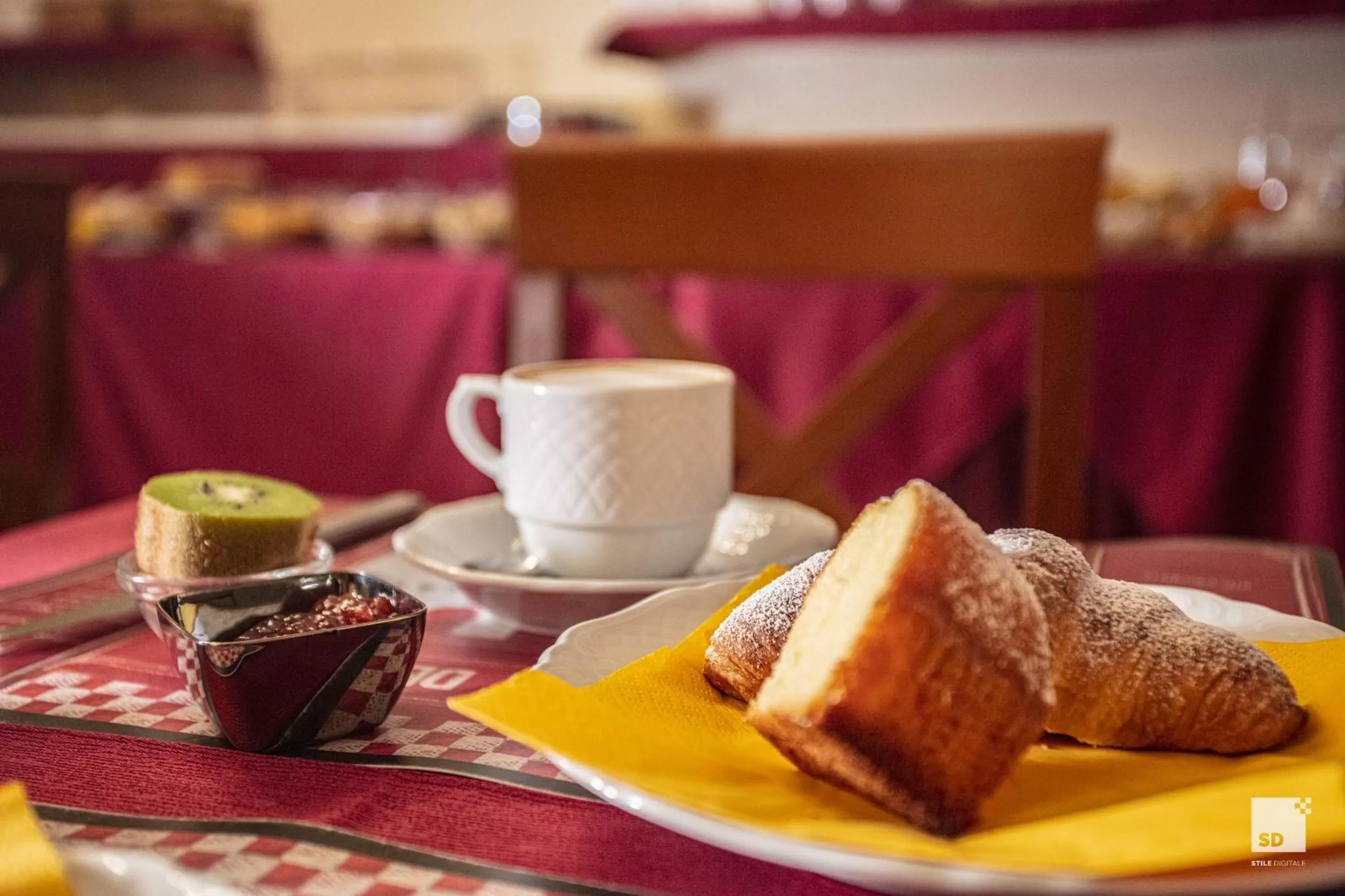 Food and drinks in Hotel Alessandro Della Spina