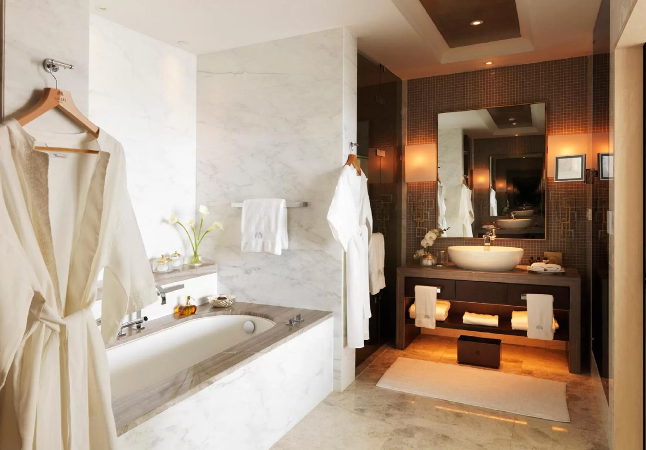 Bathroom, Bed in Raffles Istanbul