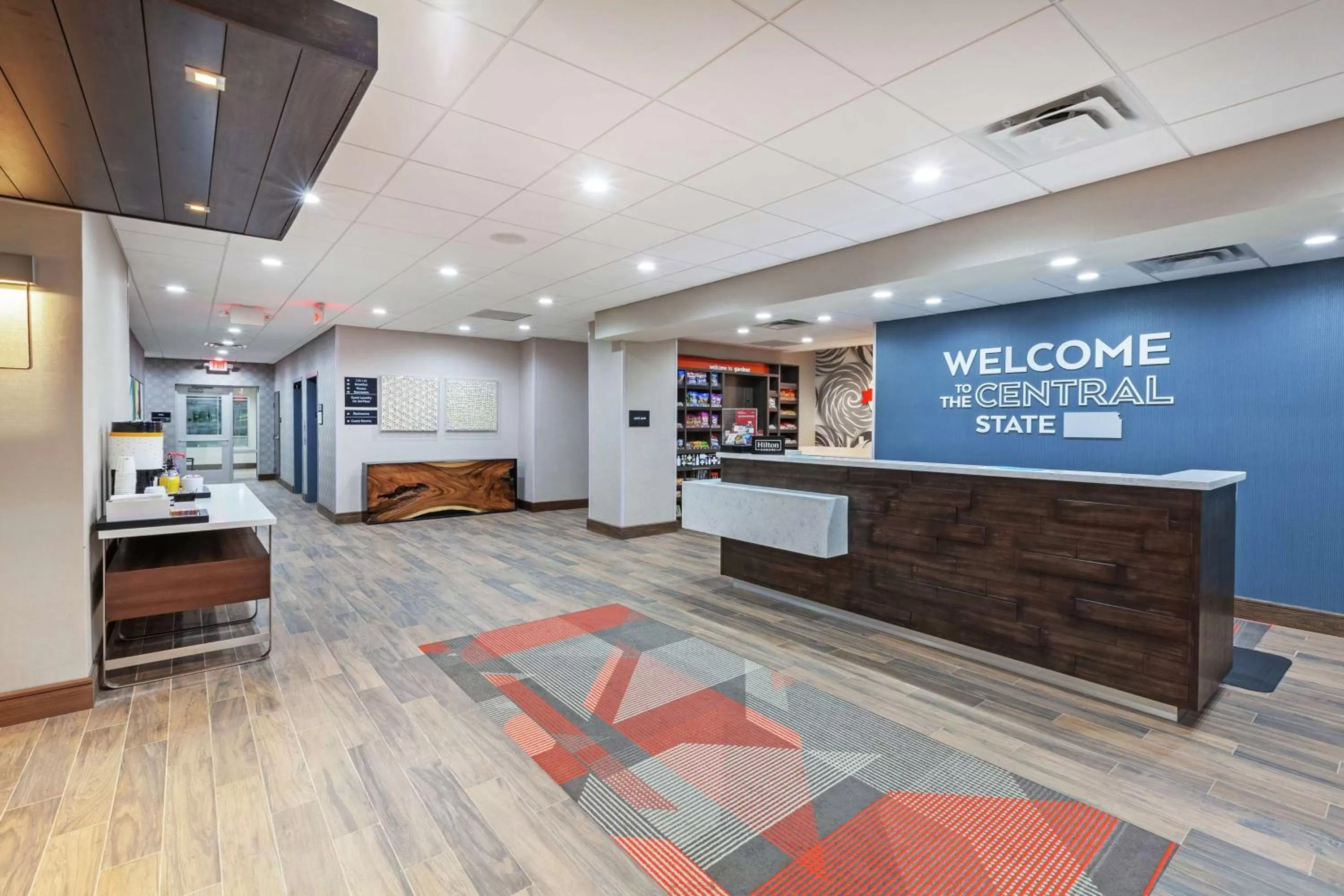 Lobby or reception in Hampton Inn Gardner