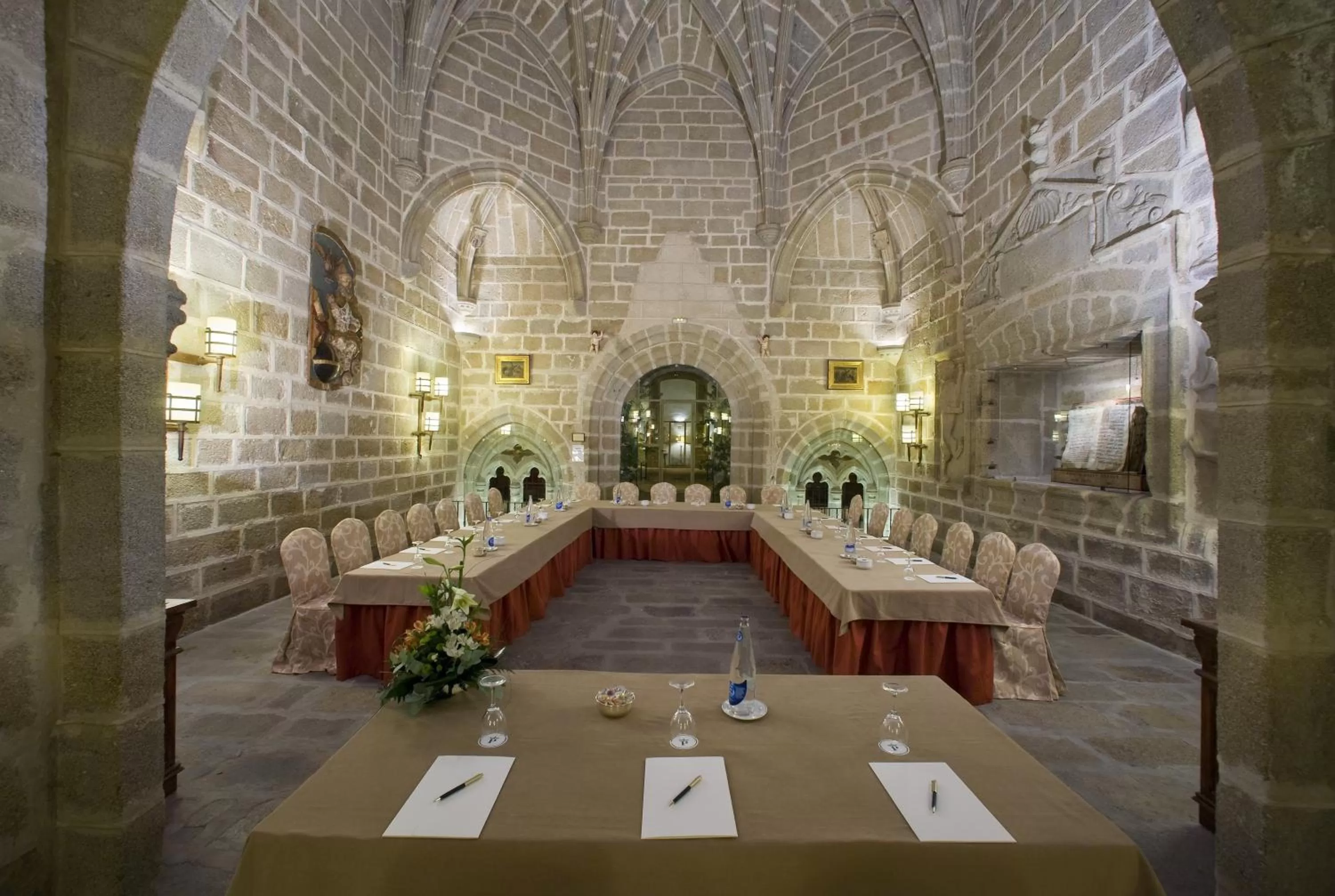 Business facilities in Parador de Plasencia