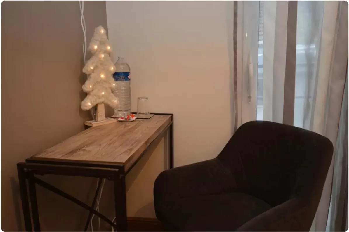 Seating area in Villa Eugénie Melun