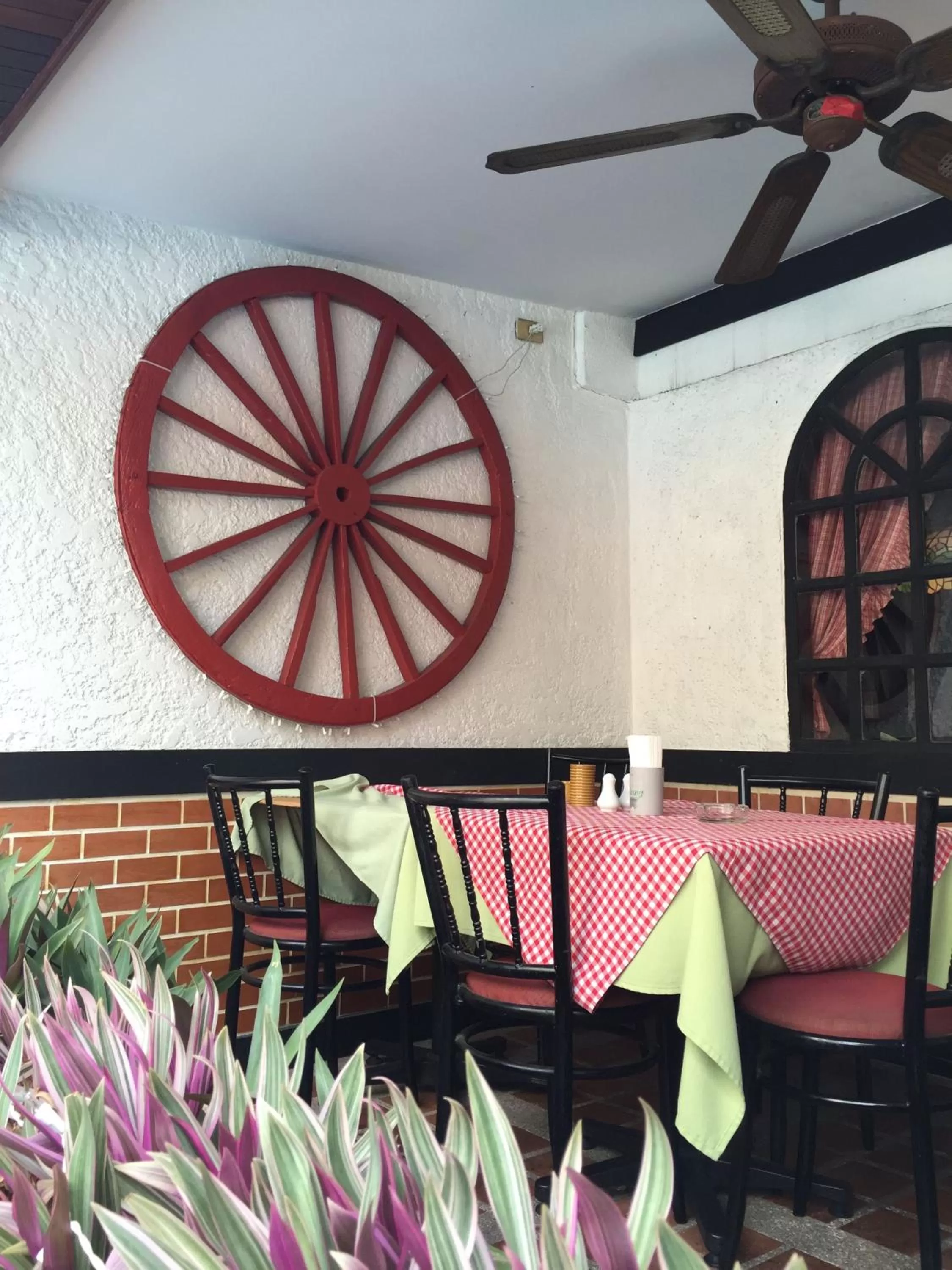 Restaurant/places to eat in Stable Lodge - SHA Certified