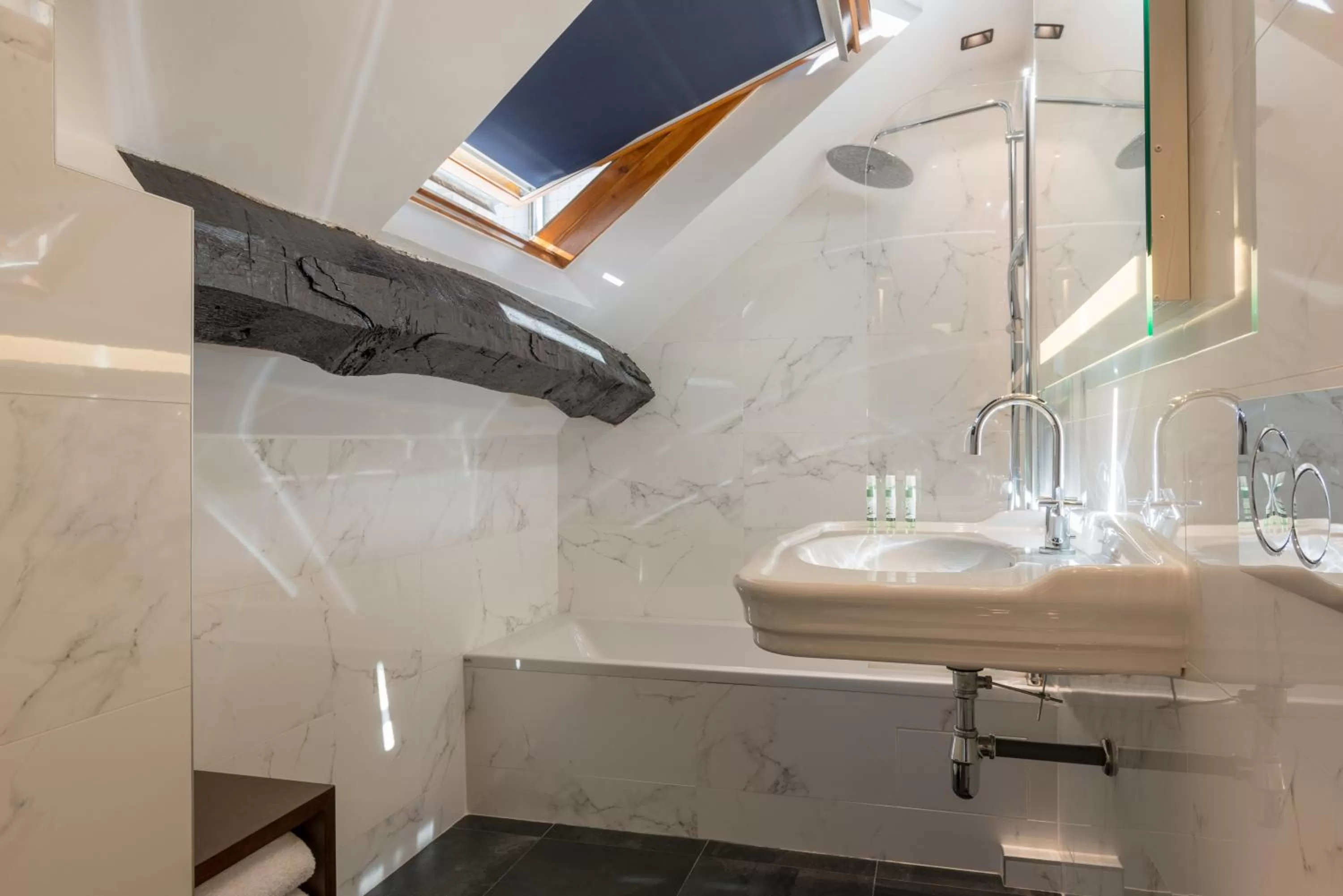 Bathroom in Crystal Hotel