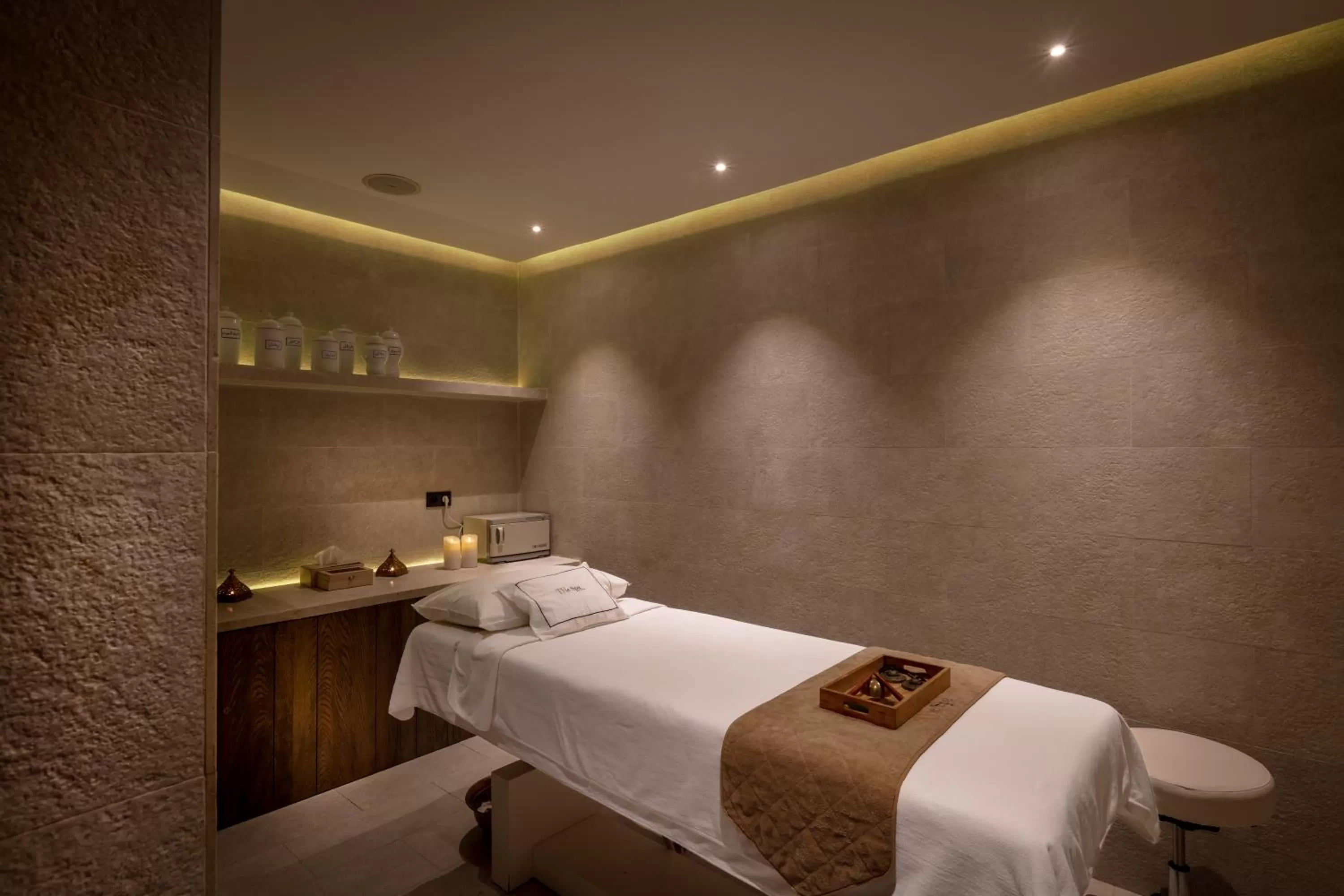 Massage in La Tour Hassan Palace
