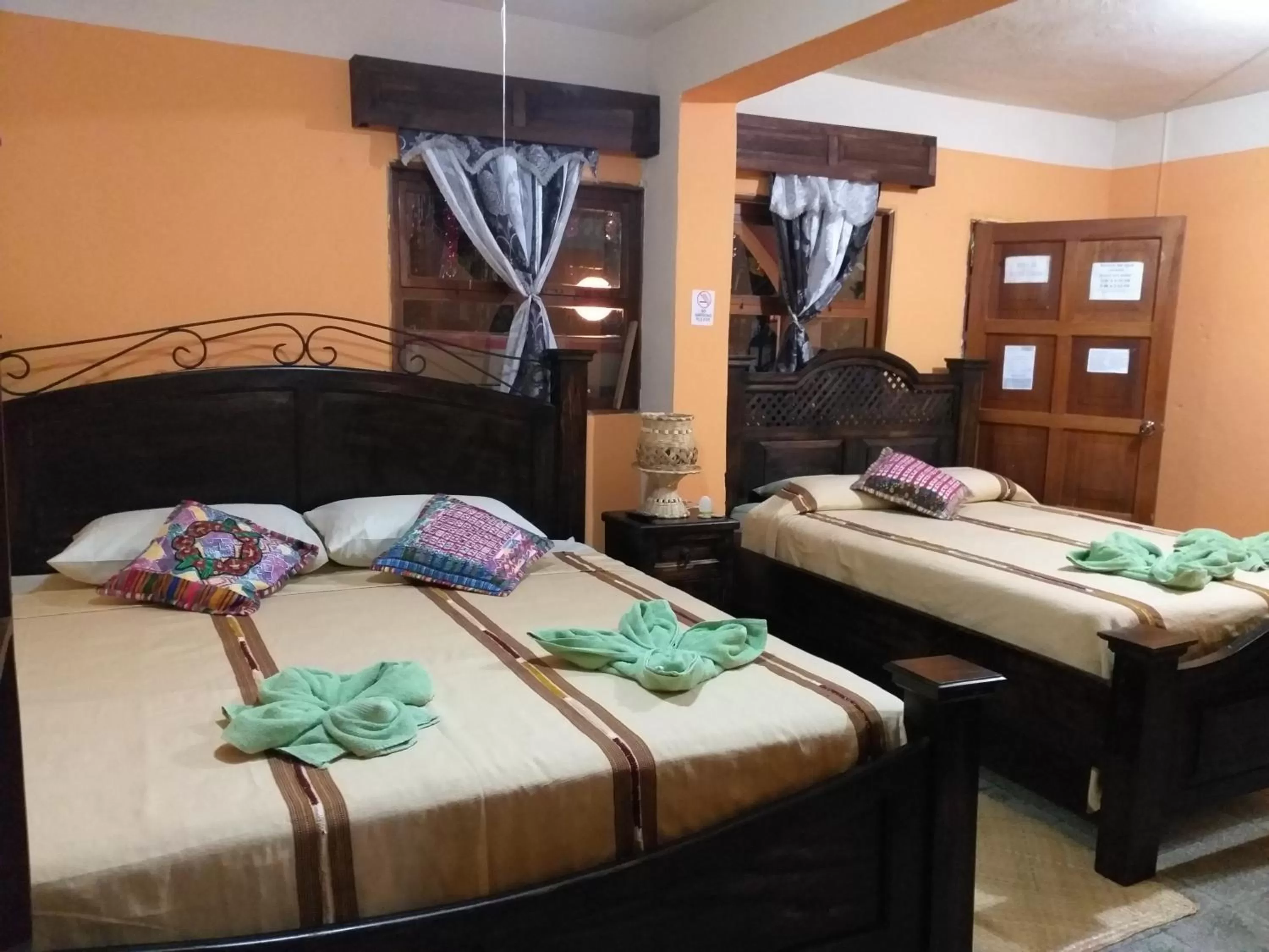 Photo of the whole room, Bed in Hospedaje El Viajero