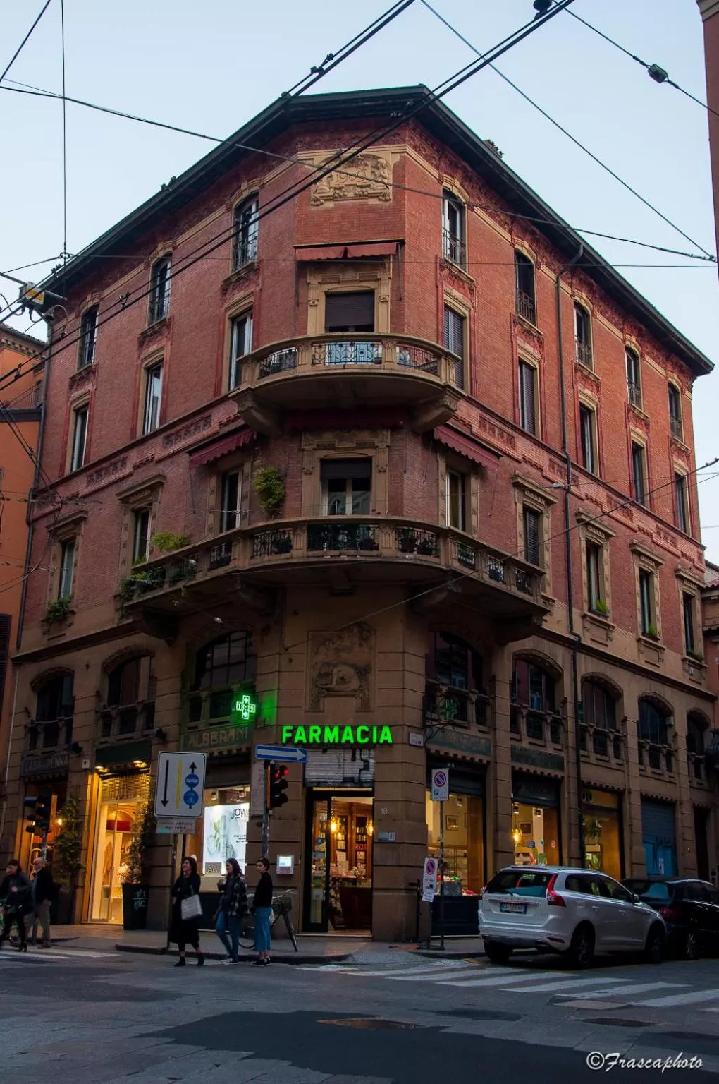 Facade/entrance in Liberty House