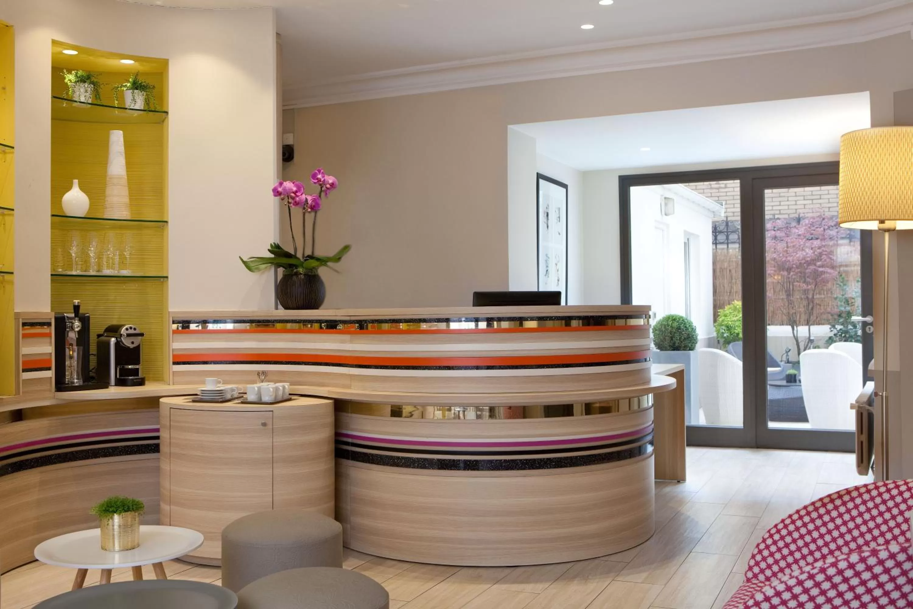 Lobby or reception in Hotel Berne Opera