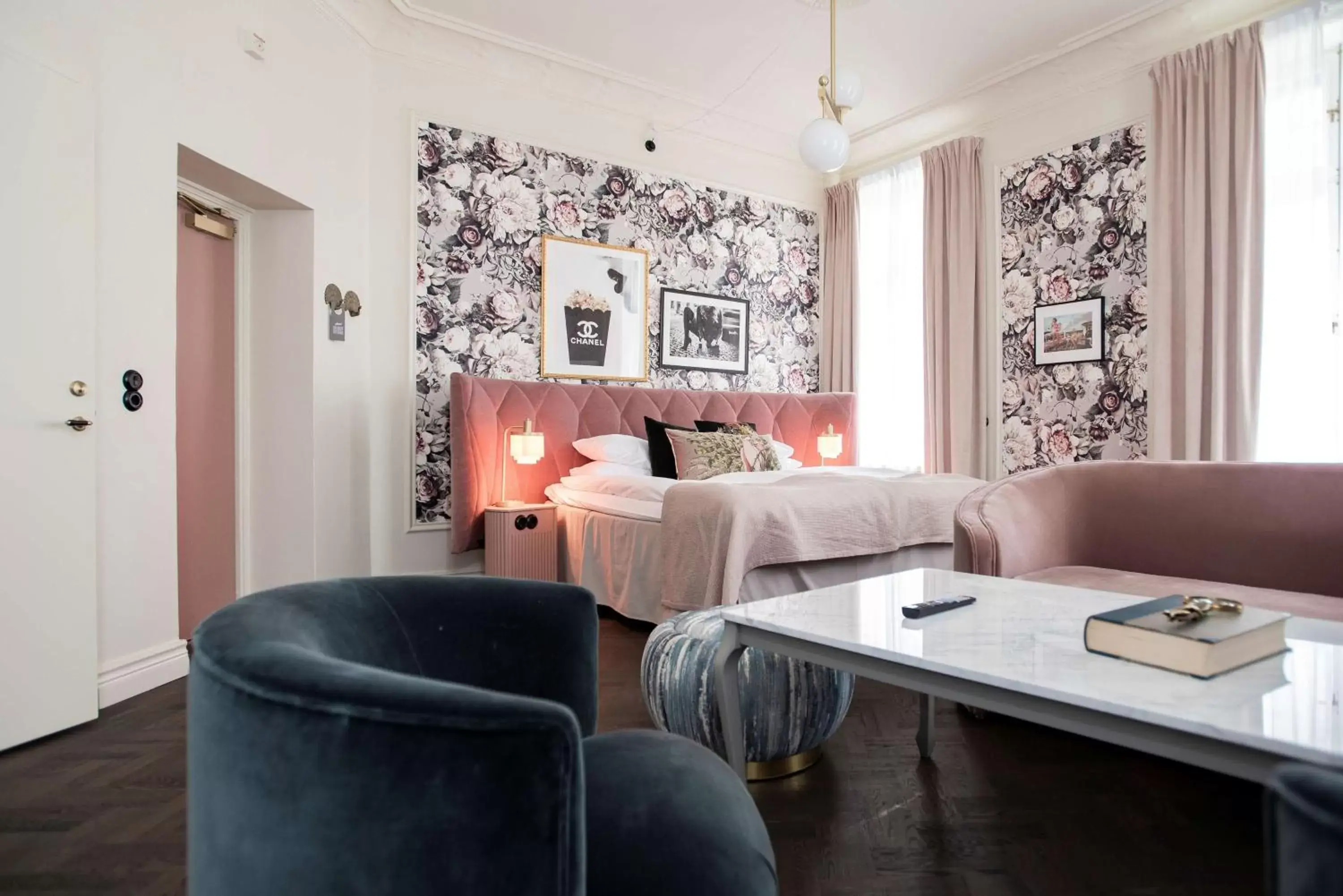 Junior King Suite in The Vault Hotel, WorldHotels Crafted Junior King Suite in The Vault Hotel, WorldHotels Crafted