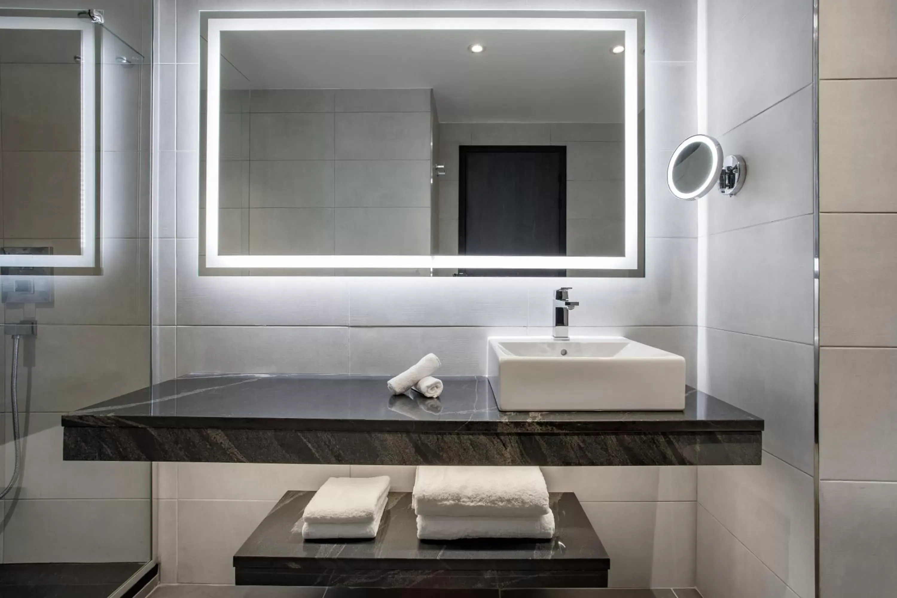 Standard Room in Radisson Blu Hotel Antananarivo Waterfront Standard Room in Radisson Blu Hotel Antananarivo Waterfront