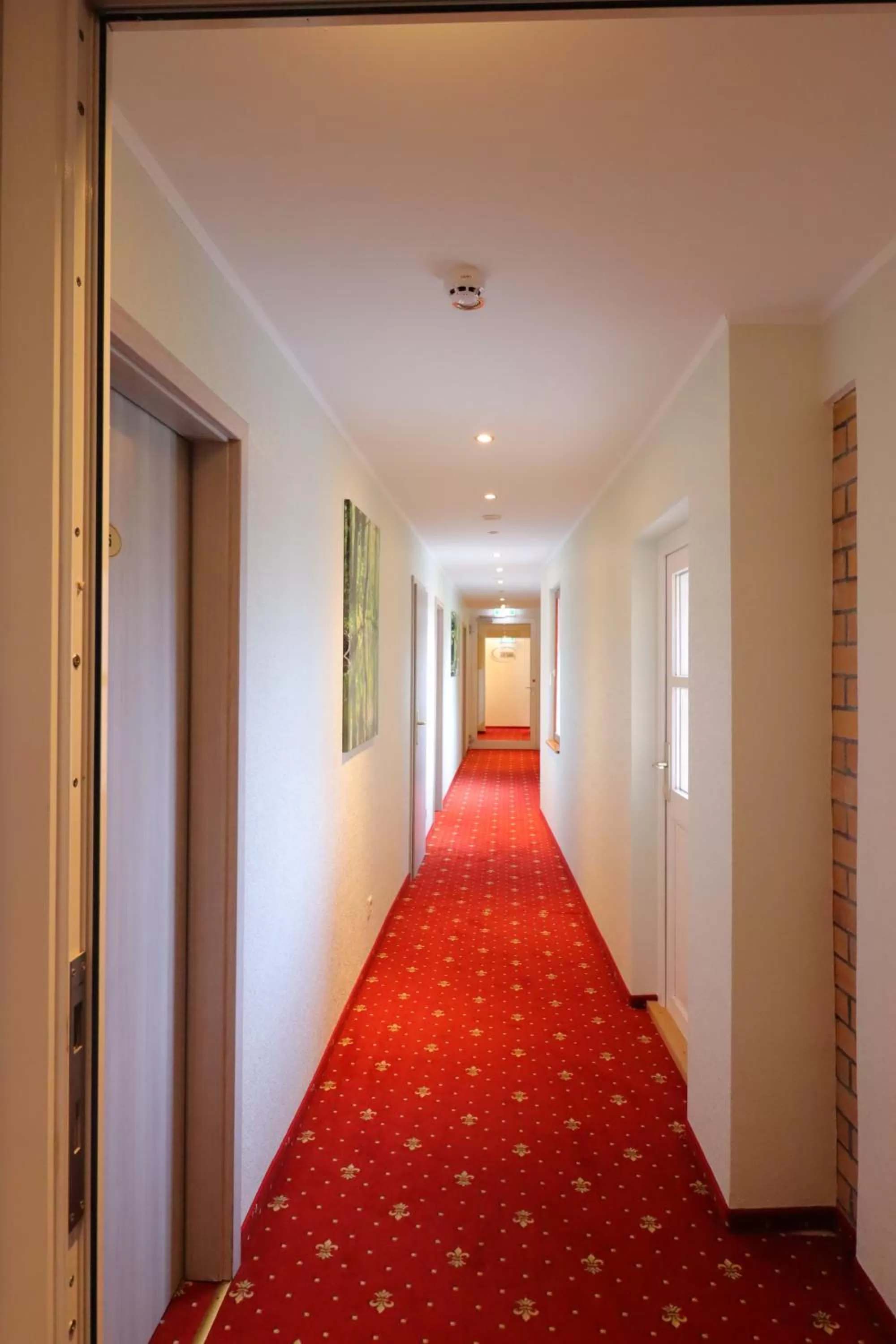 Property building in Hotel Zum Goldenen Löwen