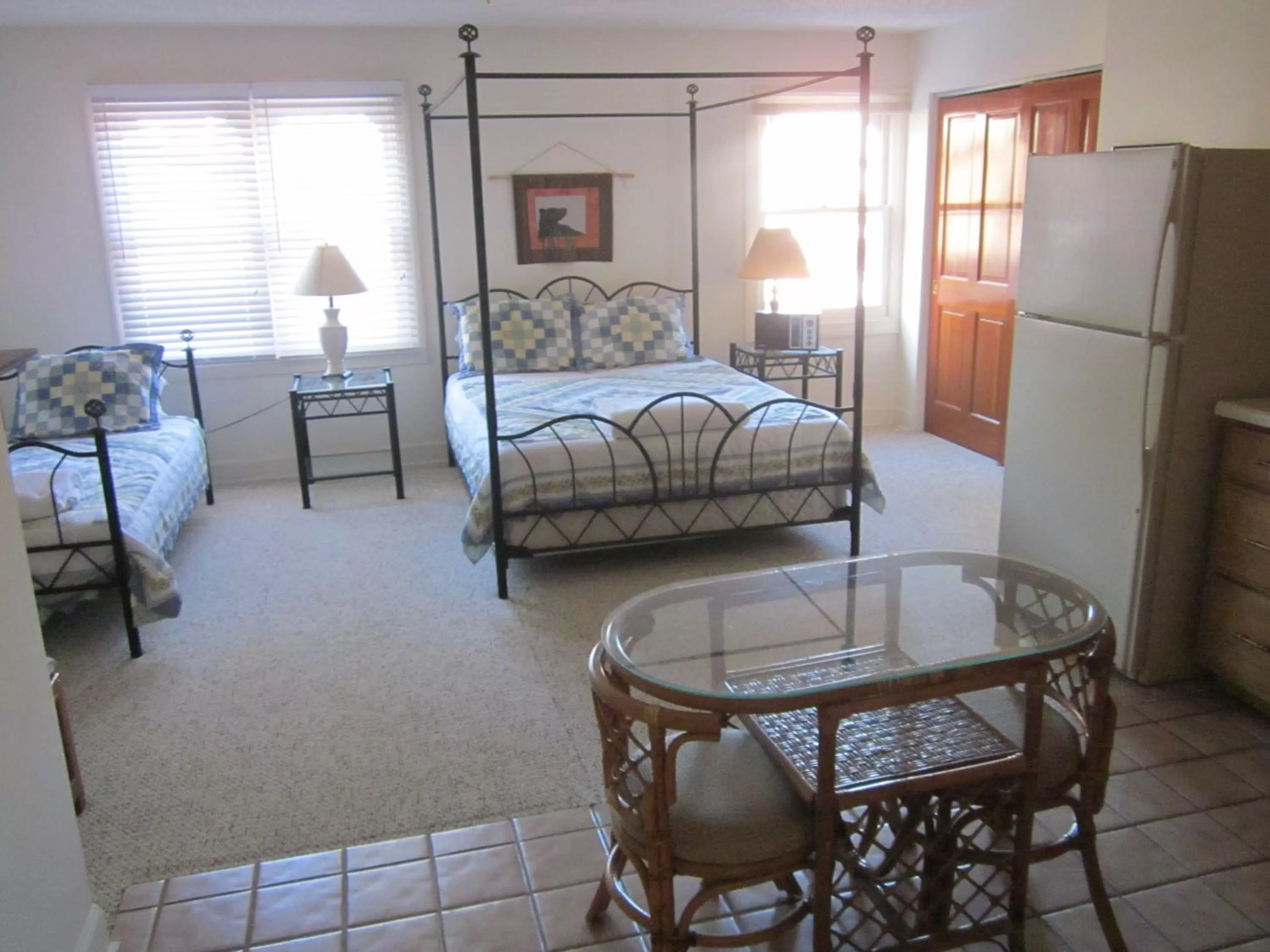 Bed in Dodgeton Creek Inn