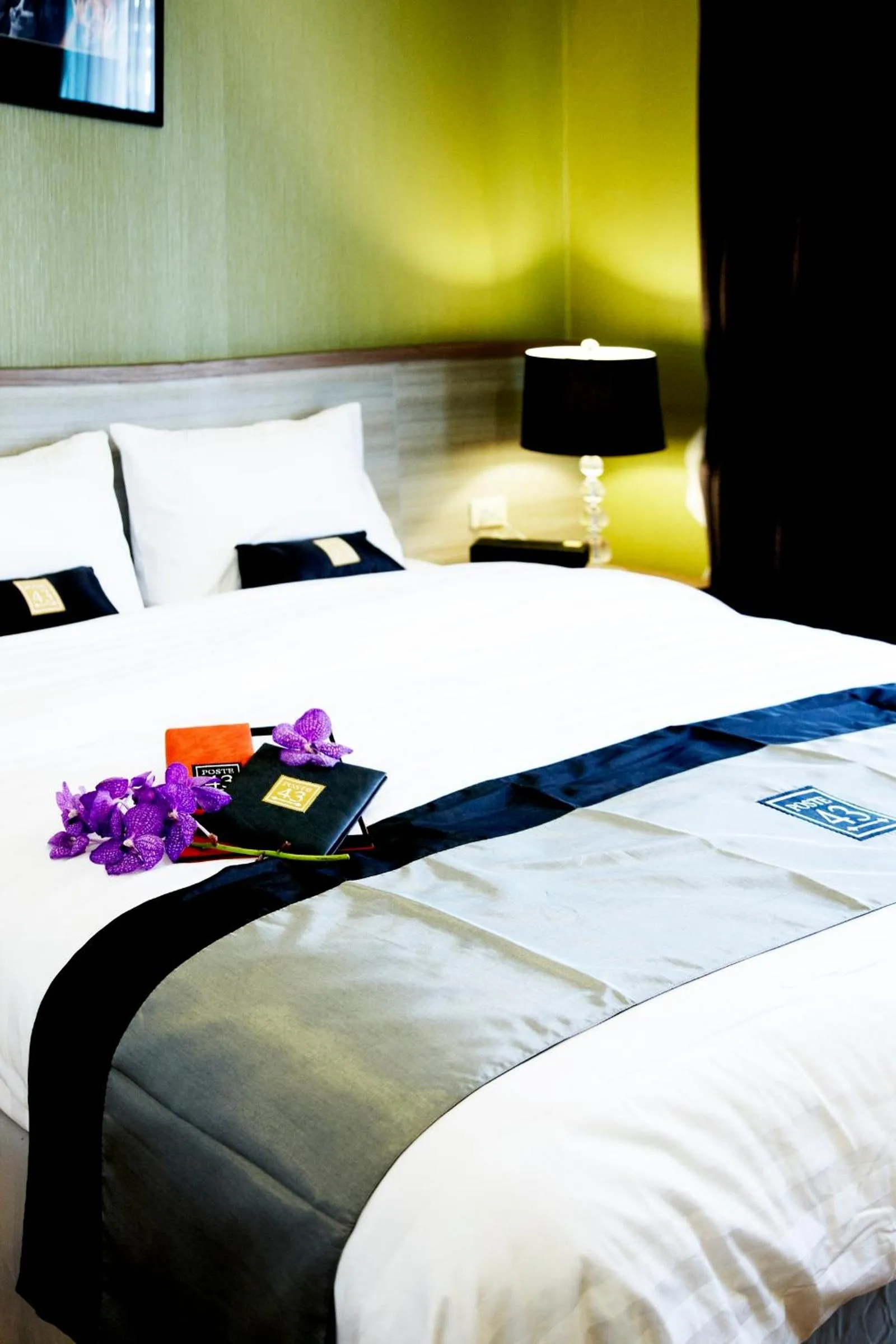 Bed in Poste 43 Residence