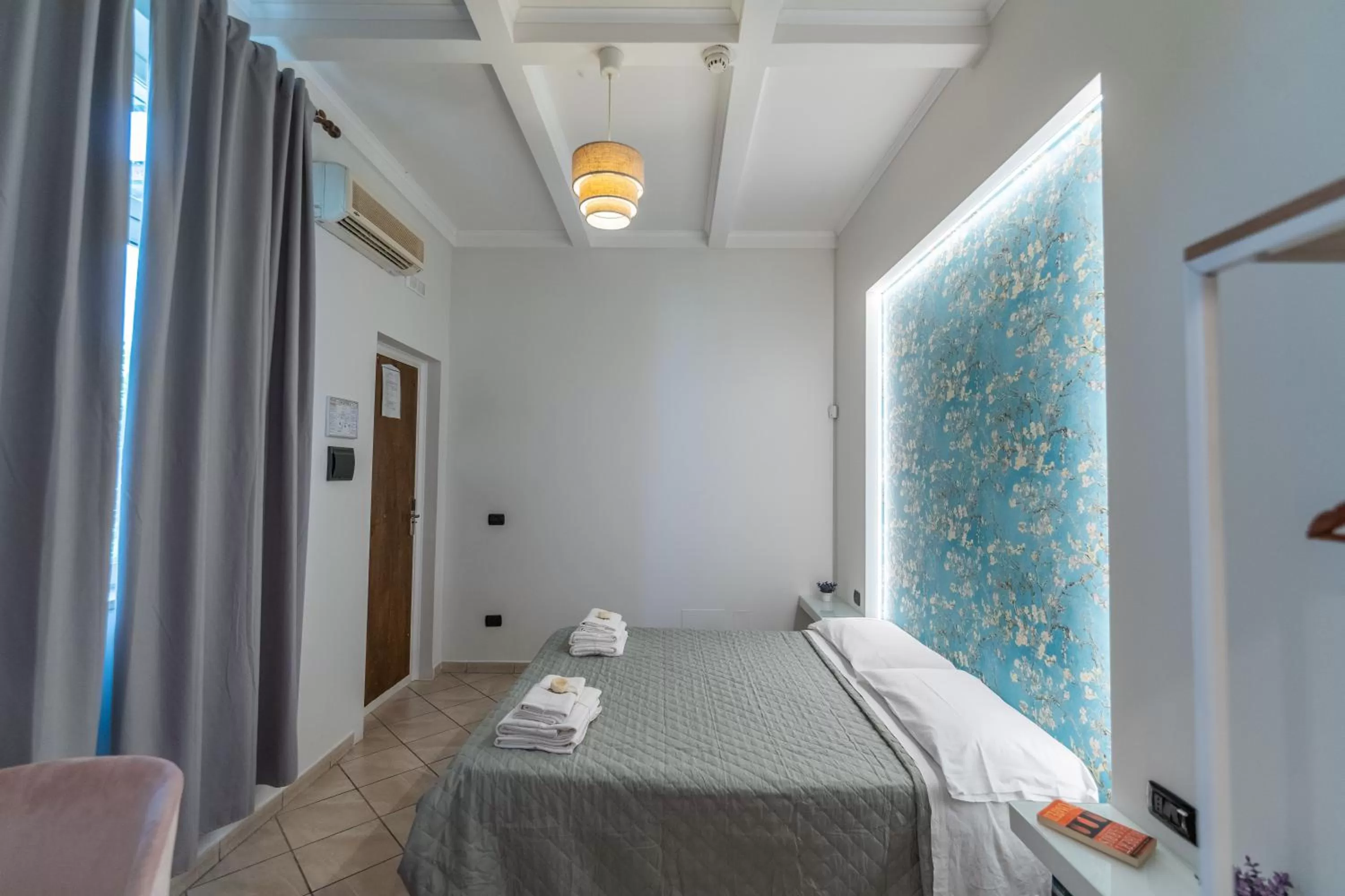 Bedroom, Bed in Villa Rocla guest house Pompei