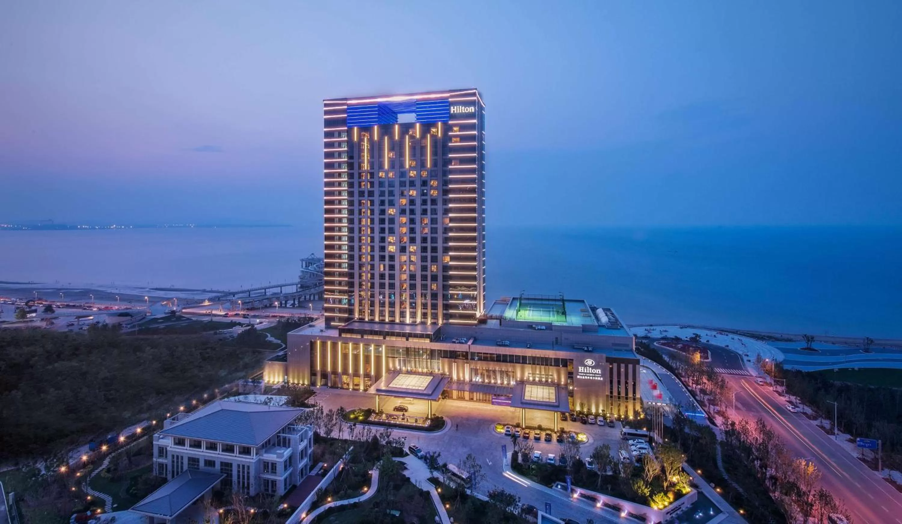 Property building in Hilton Yantai Golden Coast