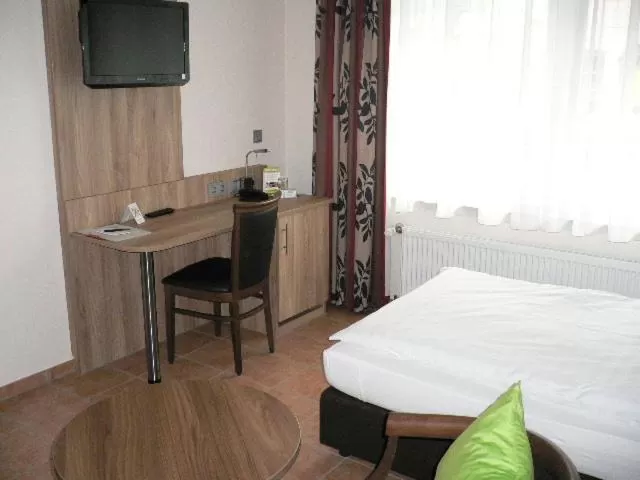 Double Room - single occupancy in Hotel Hubertus Hamacher