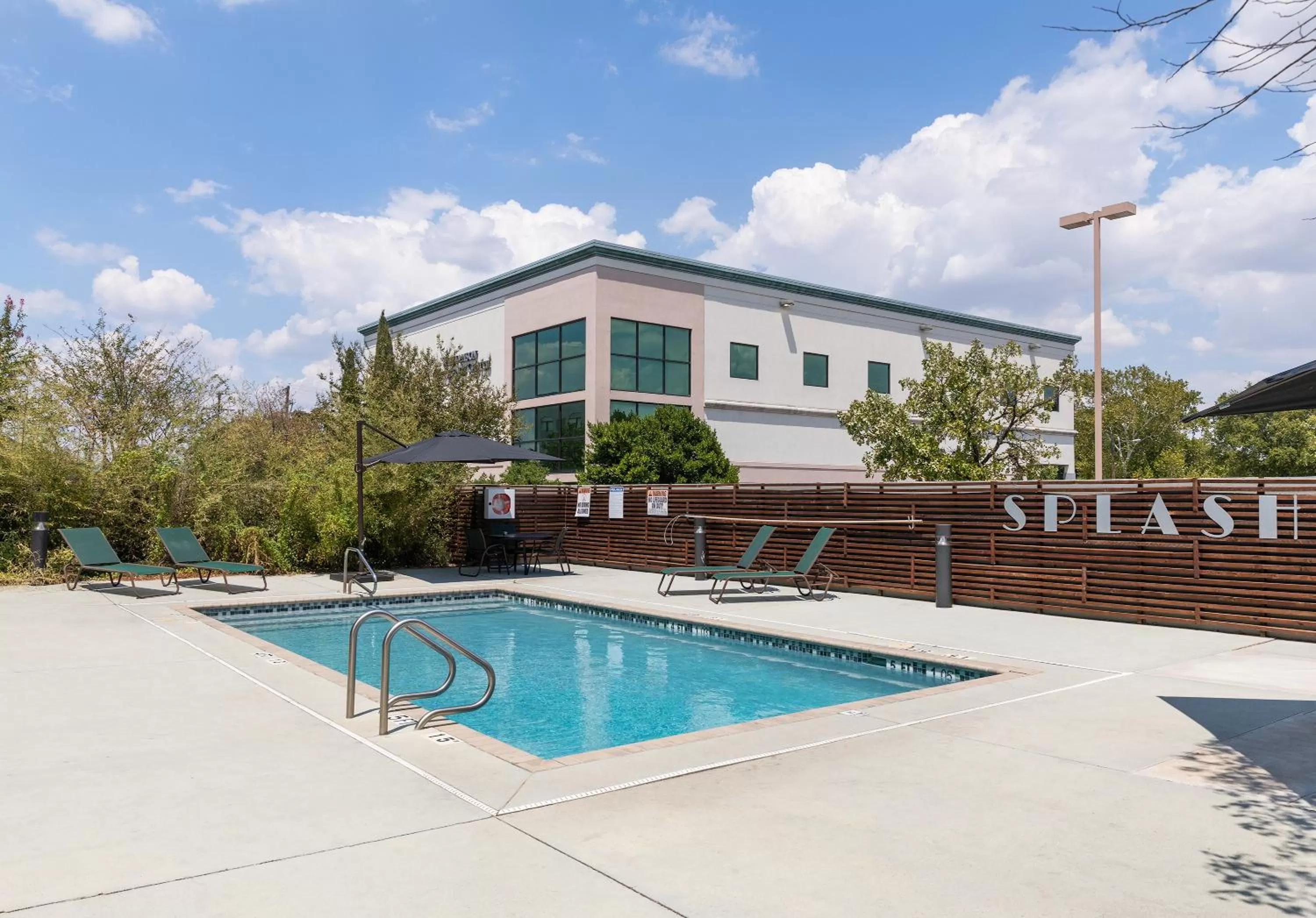 Swimming pool in Wingate by Wyndham and Williamson Conference Center