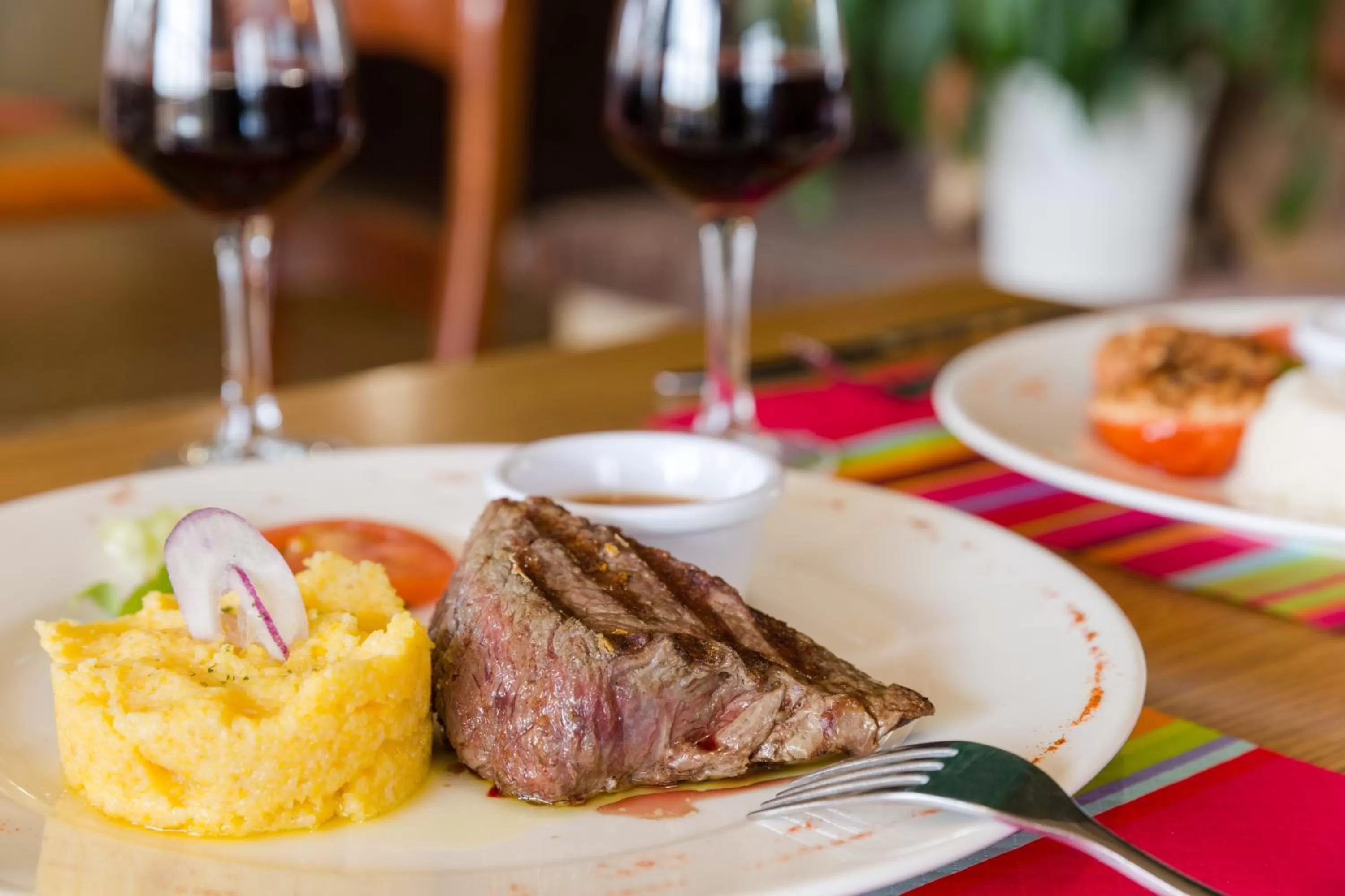 Restaurant/places to eat, Lunch and Dinner in The Originals City, Hôtel Annecy Aéroport (Inter-Hotel)