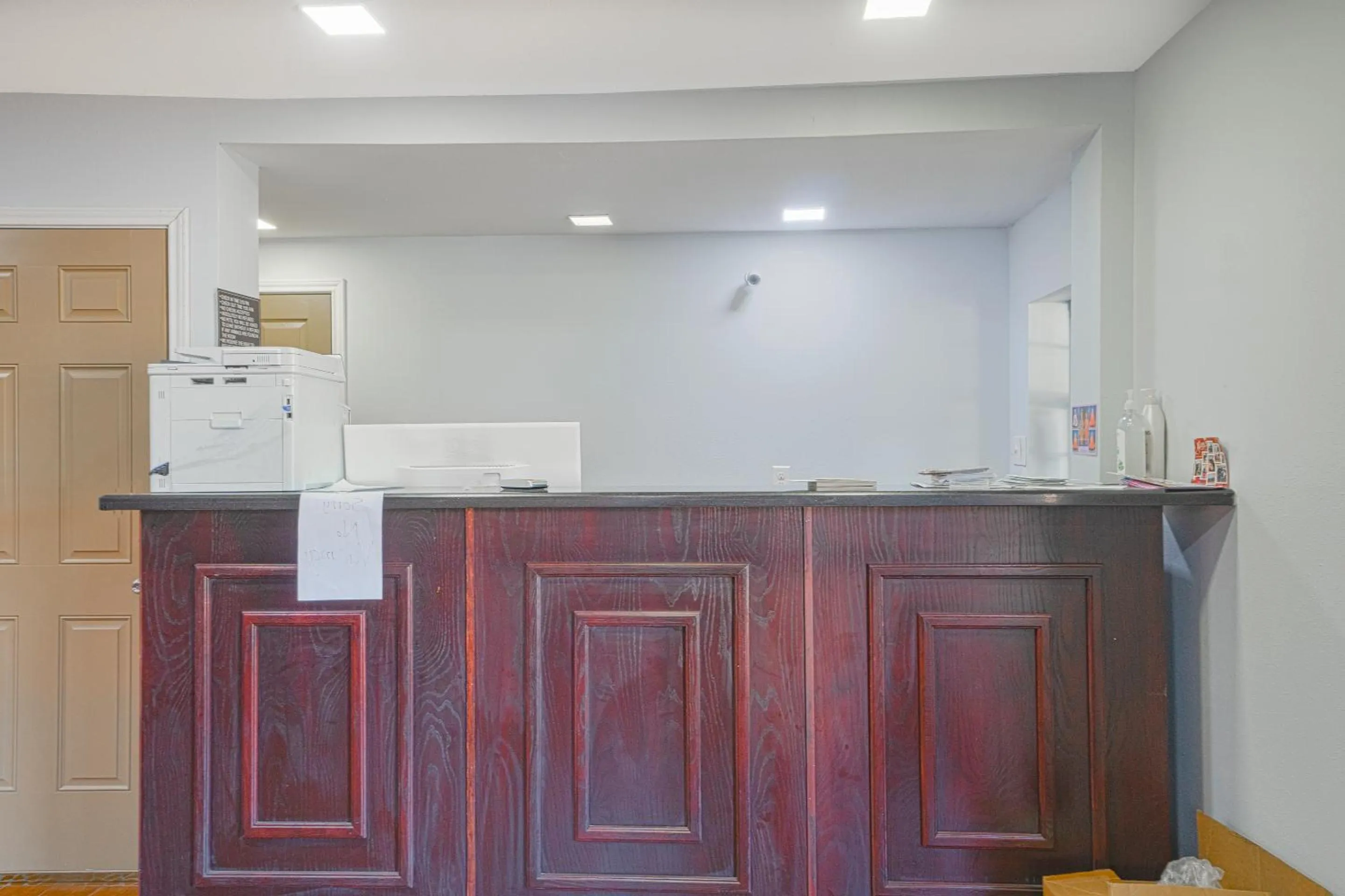 Lobby or reception in Days Inn by Wyndham Aransas Pass