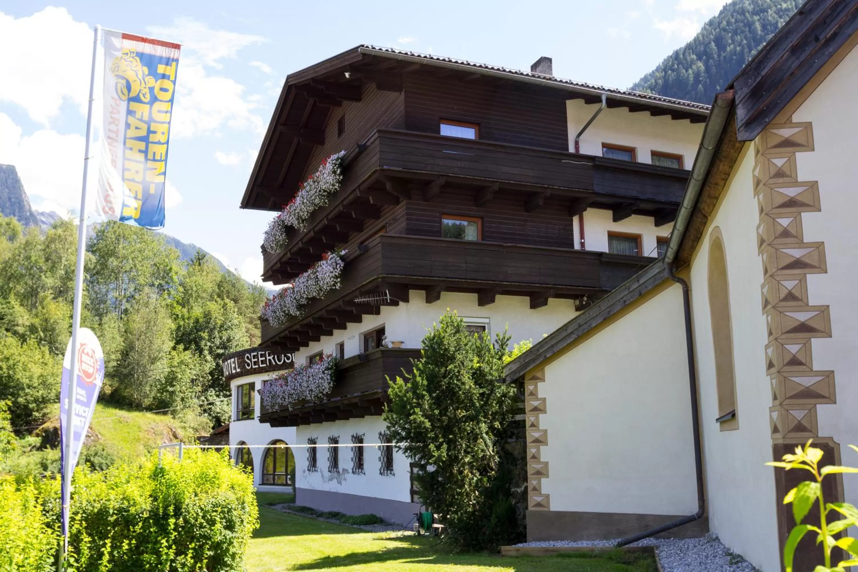 Nearby landmark, Property Building in Seehüter's Hotel Seerose