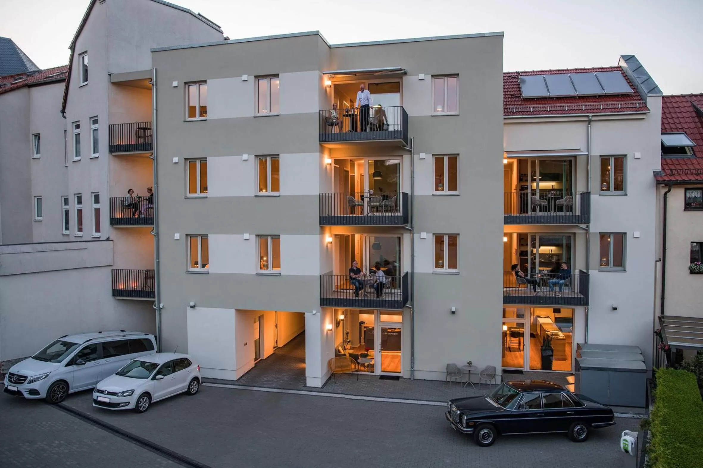 Balcony/Terrace, Property Building in Suites MITTE - Aparthotel