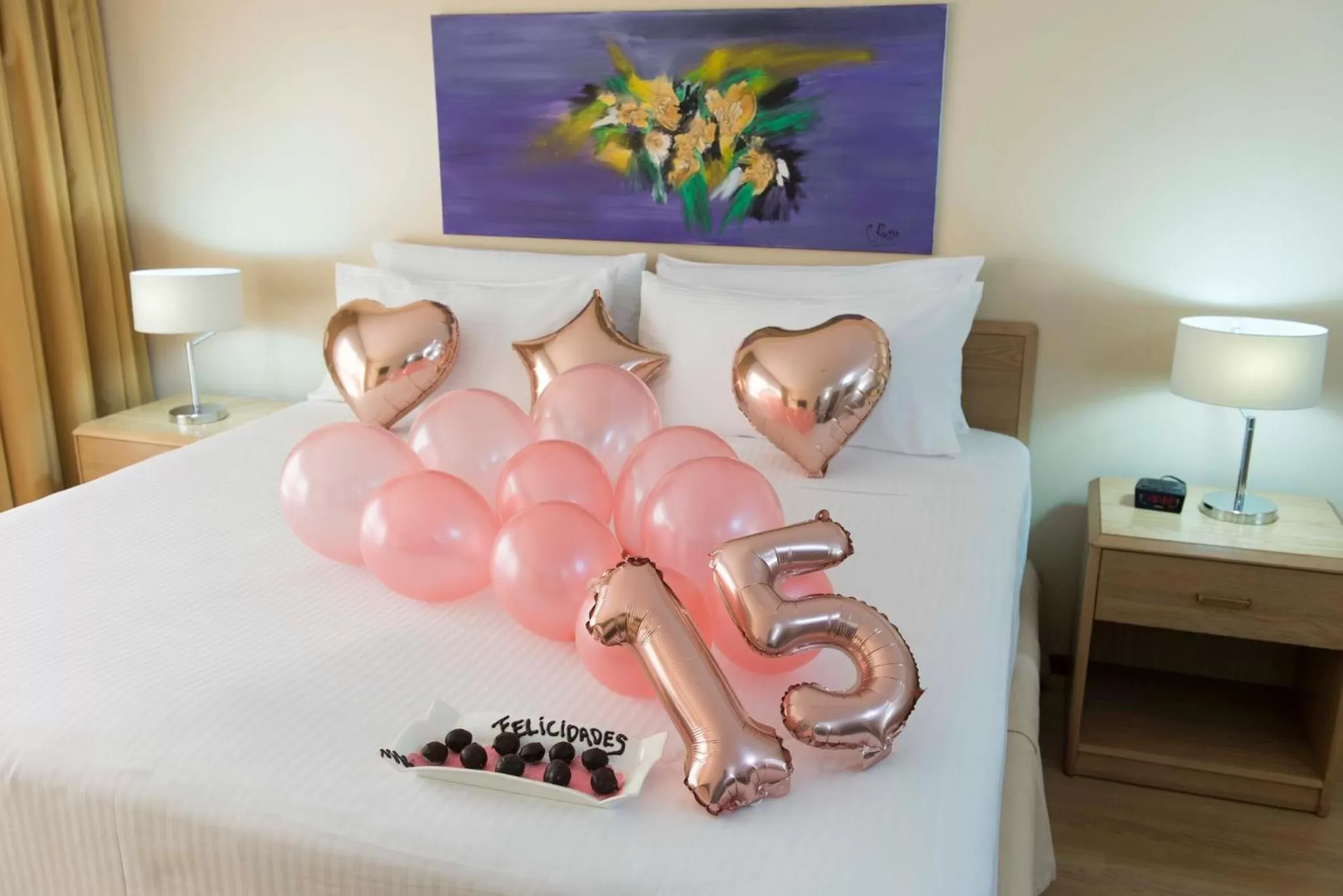 Photo of the whole room, Bed in Holiday Inn Montevideo by IHG