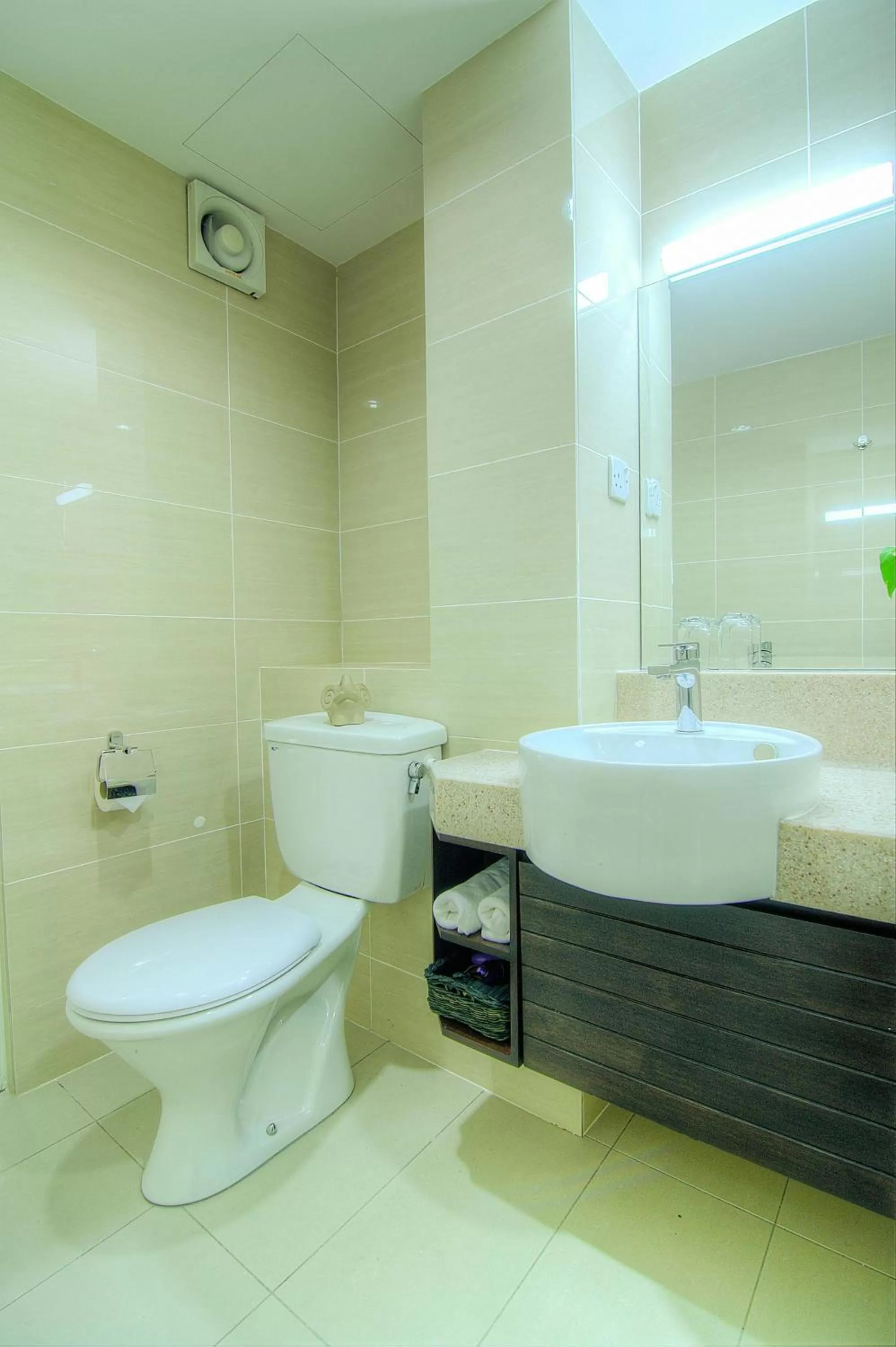 Bathroom in Wedgewood Residences