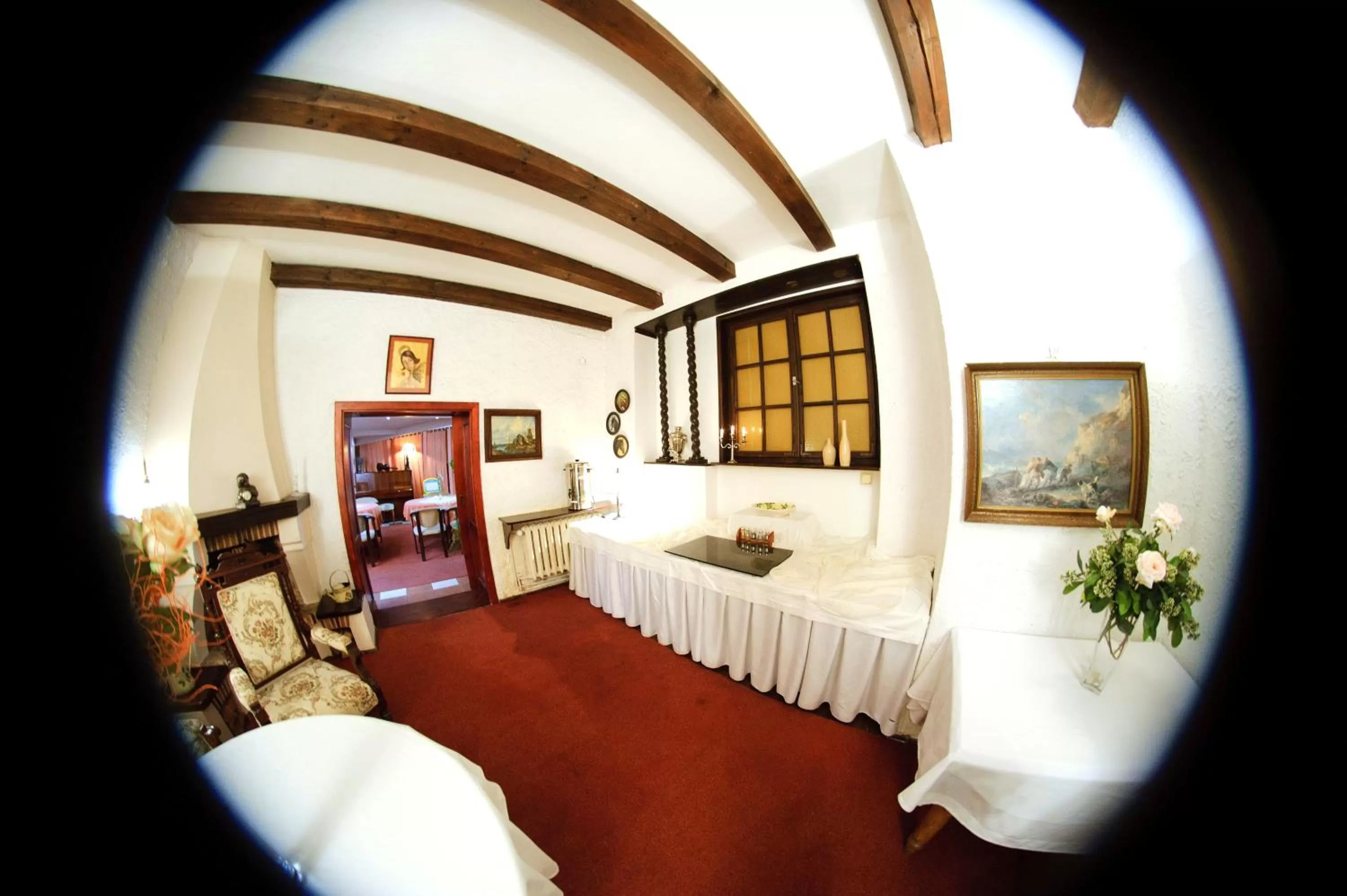 Restaurant/places to eat, Seating Area in Centrum Ulan Spa