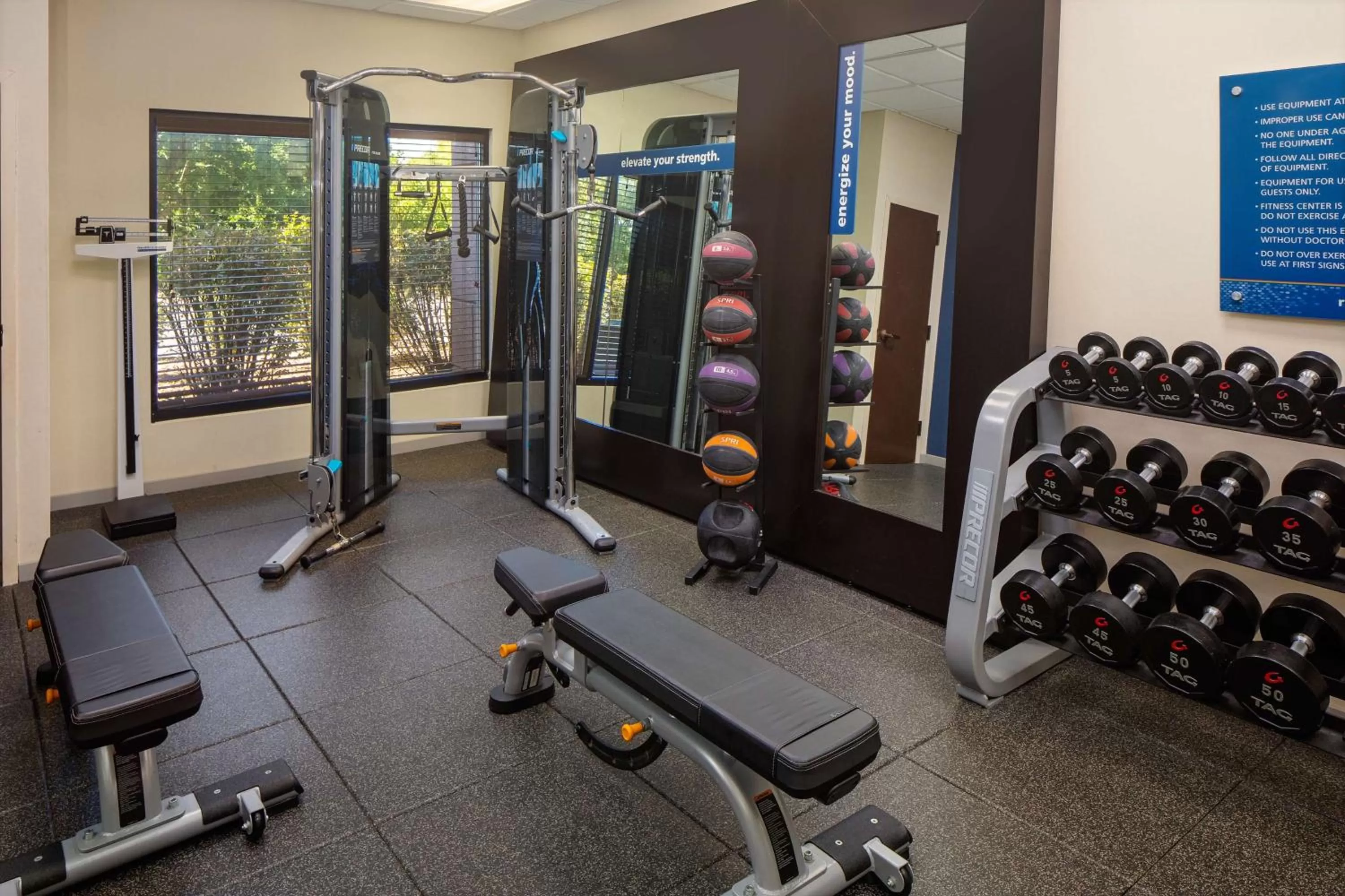 Fitness centre/facilities in Hampton Inn & Suites Nashville-Airport
