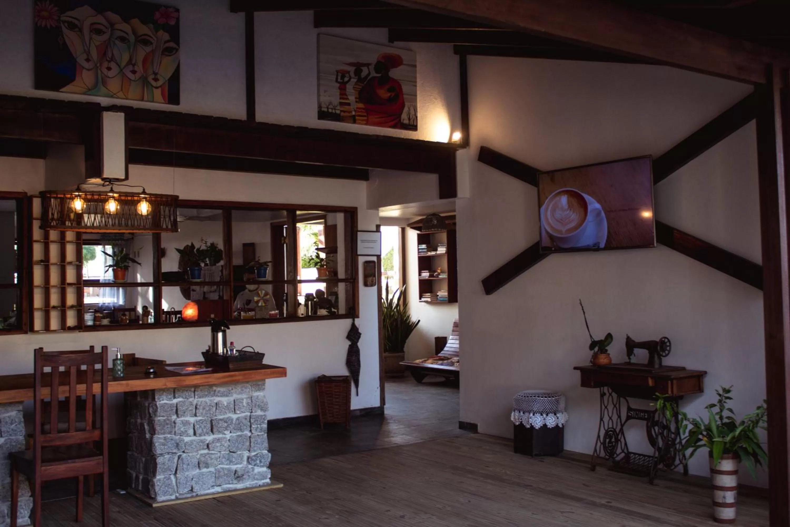 Lobby or reception, Lounge/Bar in Pousada dos Hibiscus