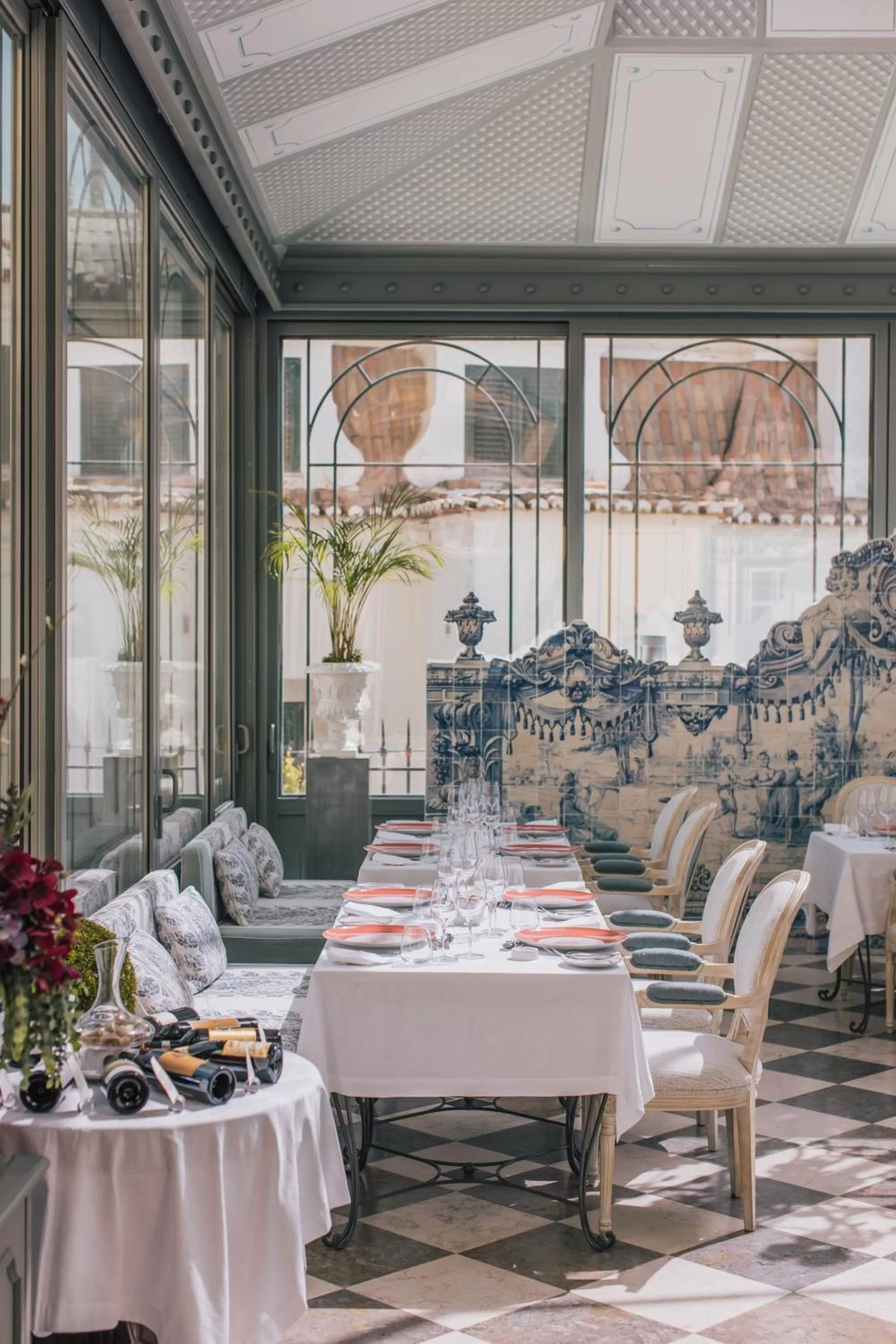 Restaurant/places to eat in Estoril Vintage Hotel