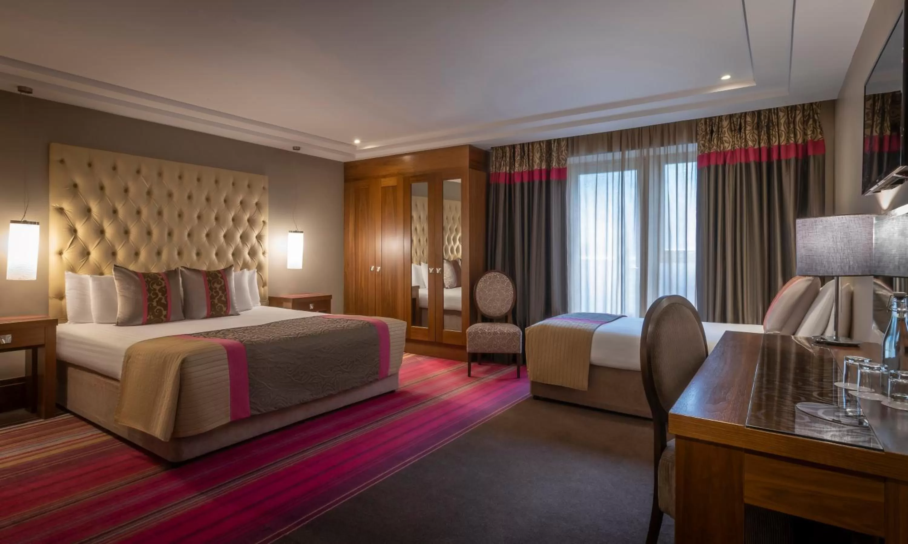 Family, Bed in The Maritime