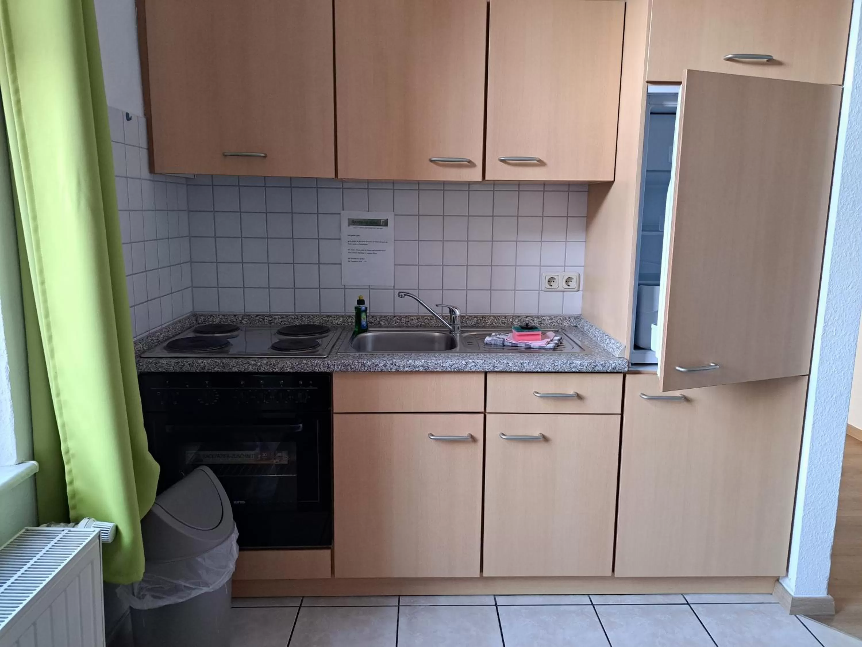 Kitchen/Kitchenette in Apartment-Hotel Schillerplatz