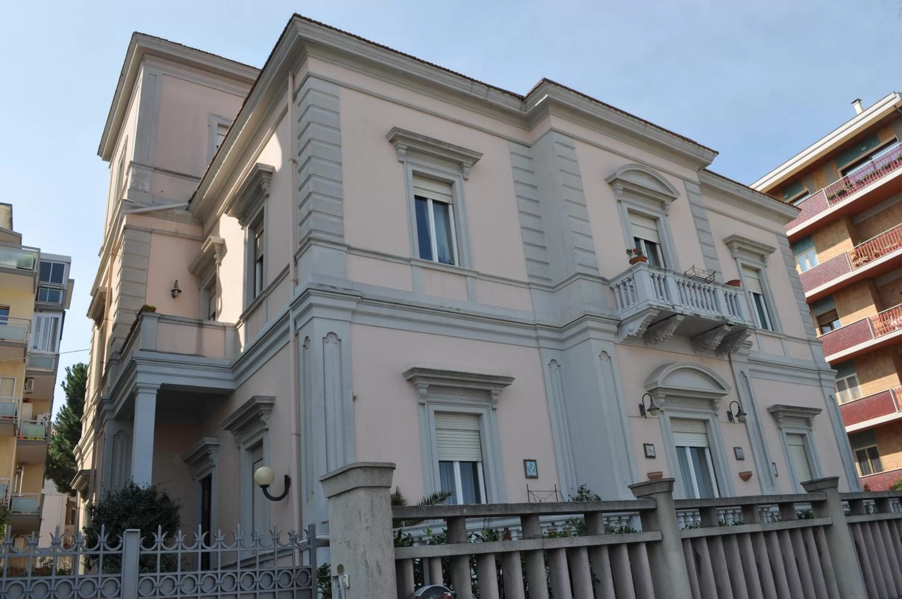 Facade/entrance in Villa L'Aurora
