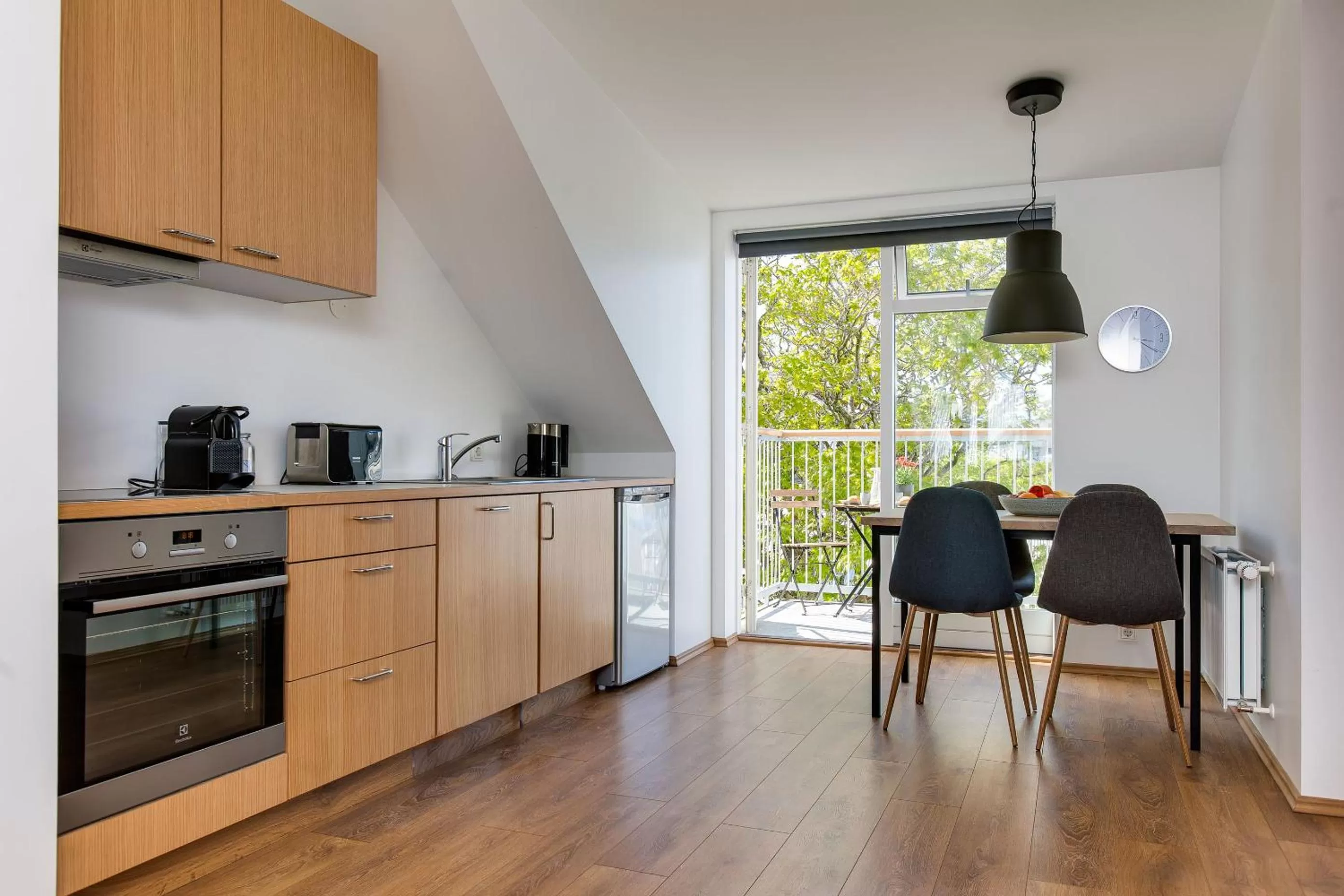 Coffee/tea facilities in Tyr Apartments by Heimaleiga