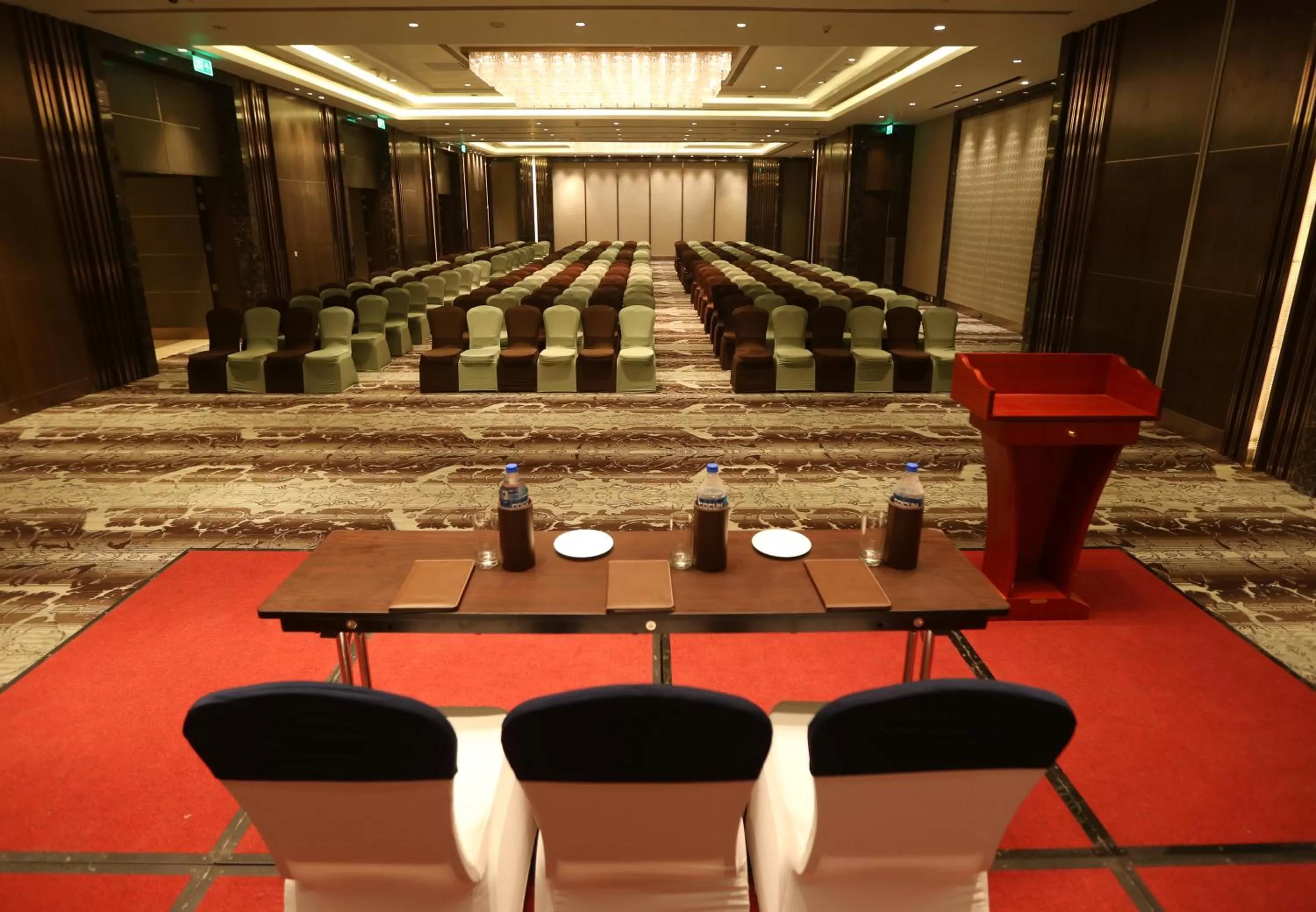 Banquet/Function facilities in Pride Plaza Hotel, Aerocity New Delhi