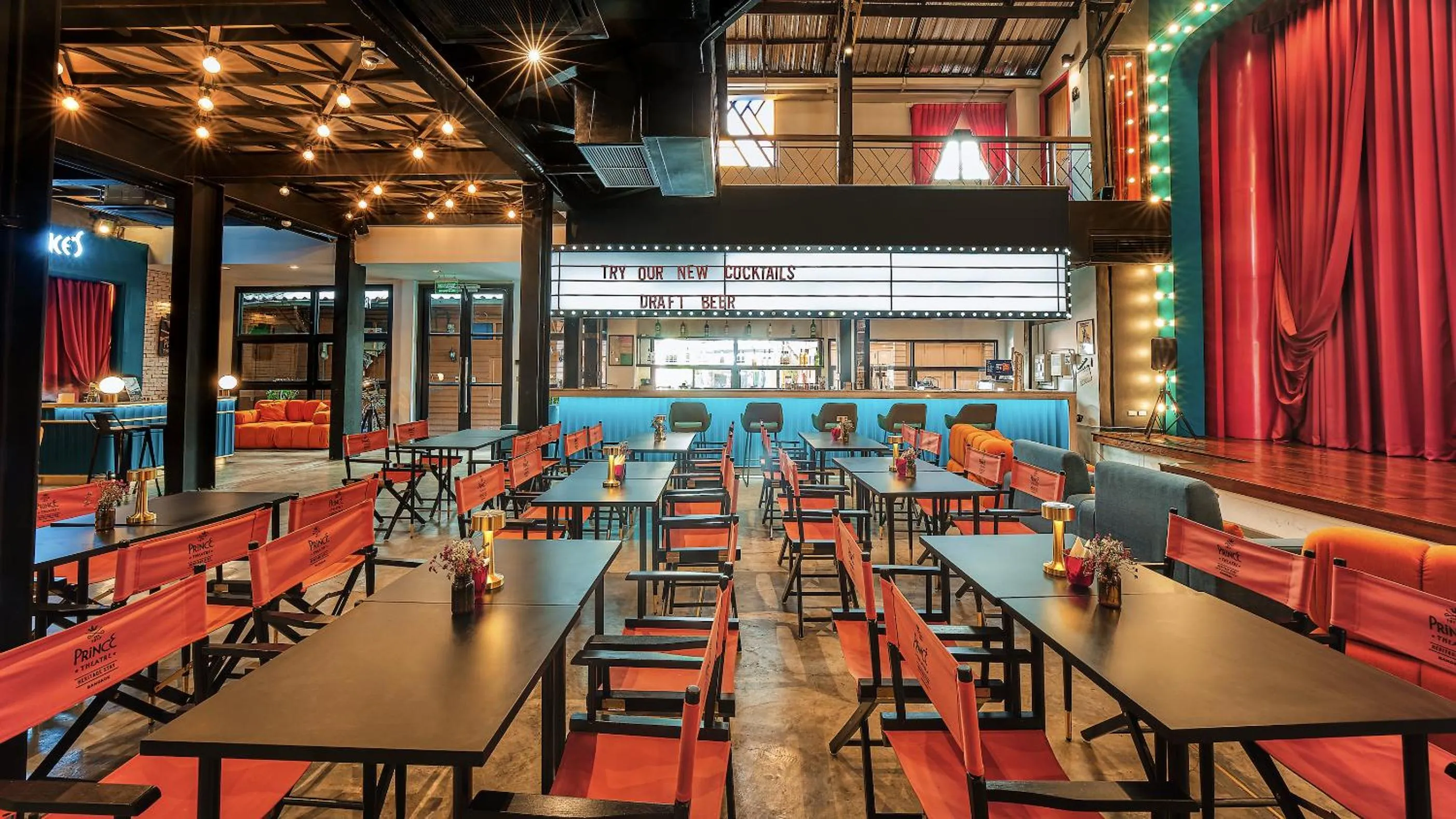 Restaurant/places to eat in Prince Theatre Heritage Stay Hostel - Silom