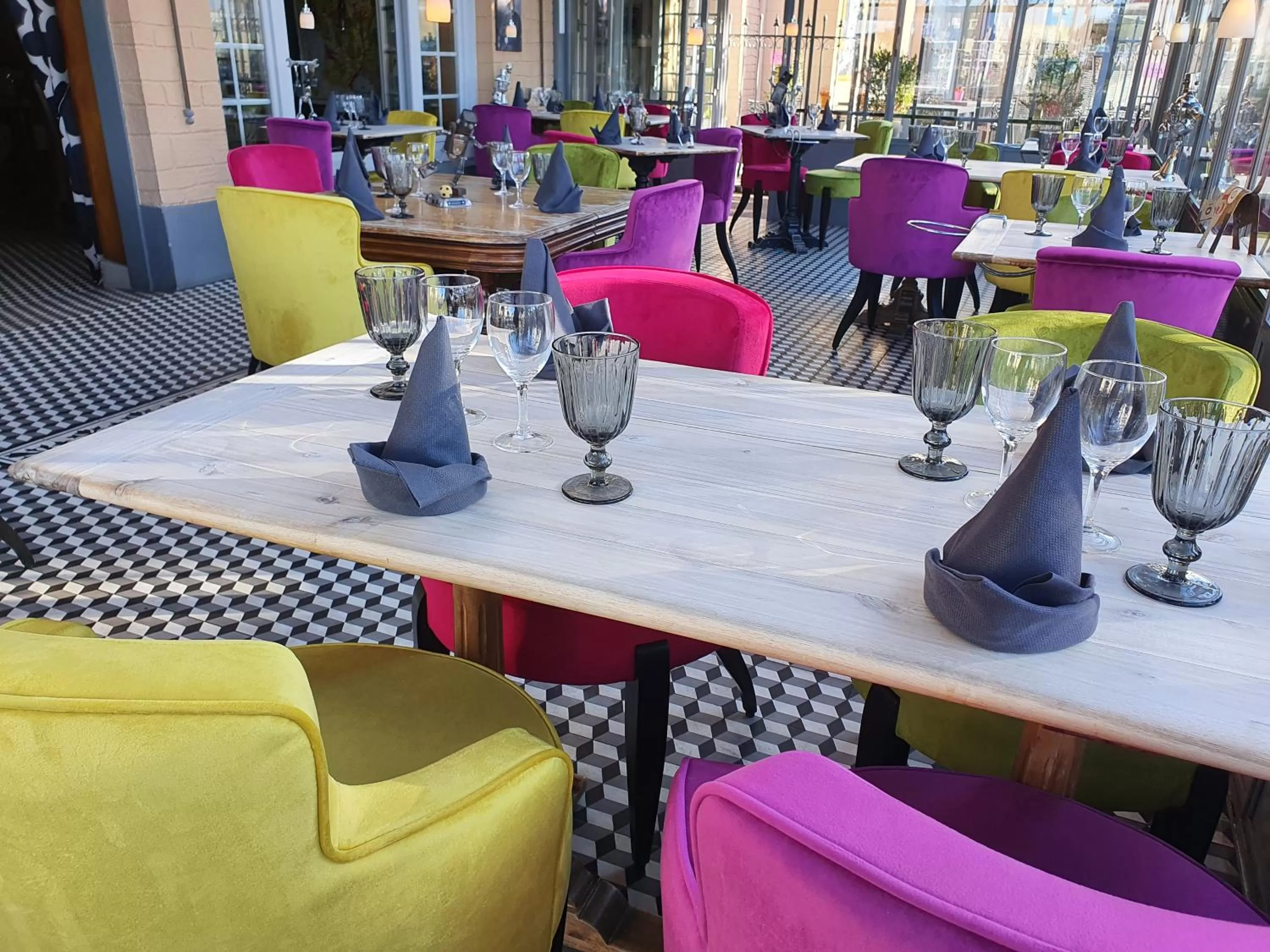 Hotel restaurant La Pêcherie - Le manoir d'à coté - Les 5 ruches -Logis hôtels