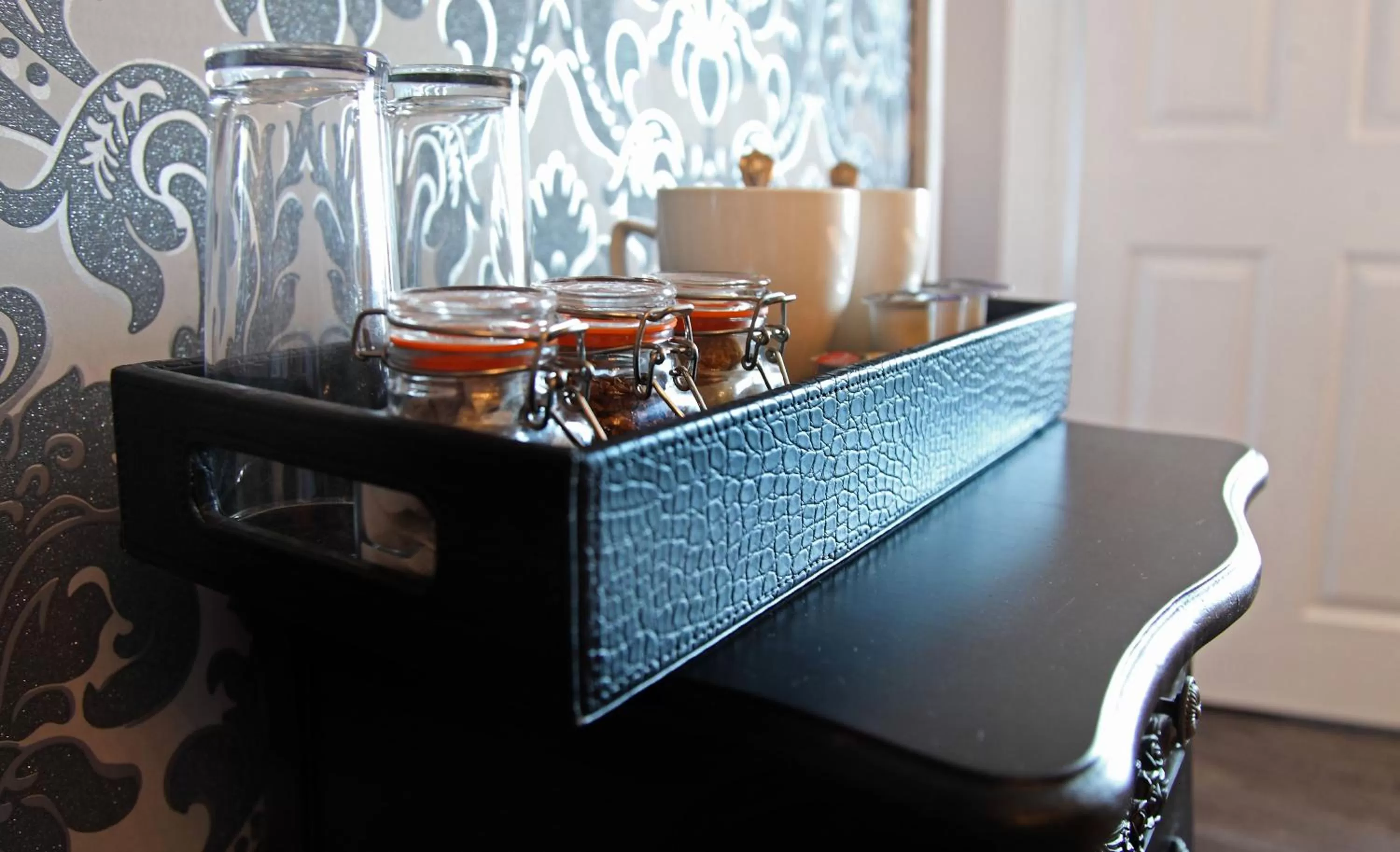 Coffee/tea facilities in The Windmill Inn - Whitby