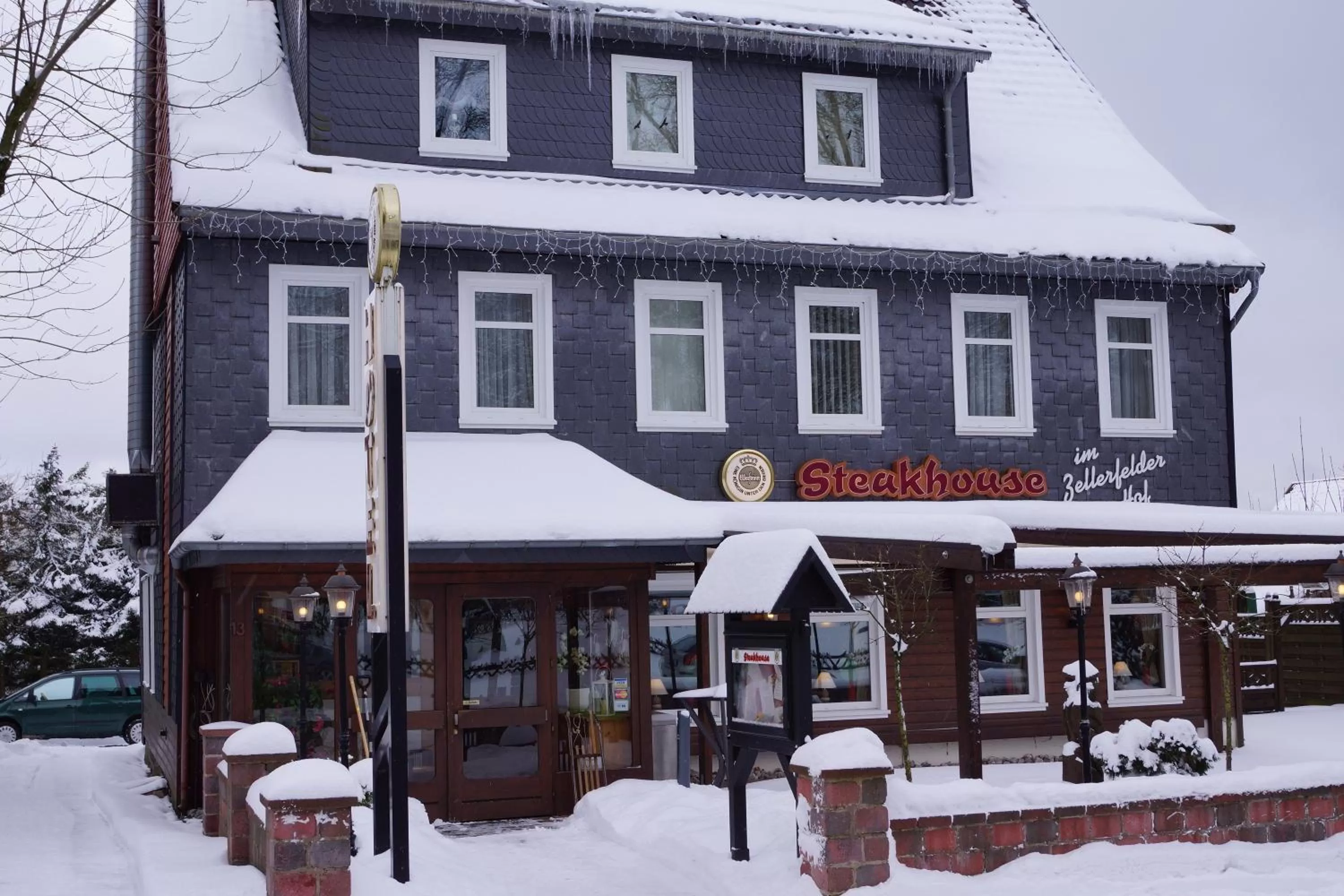 Property building in Zellerfelder Hof