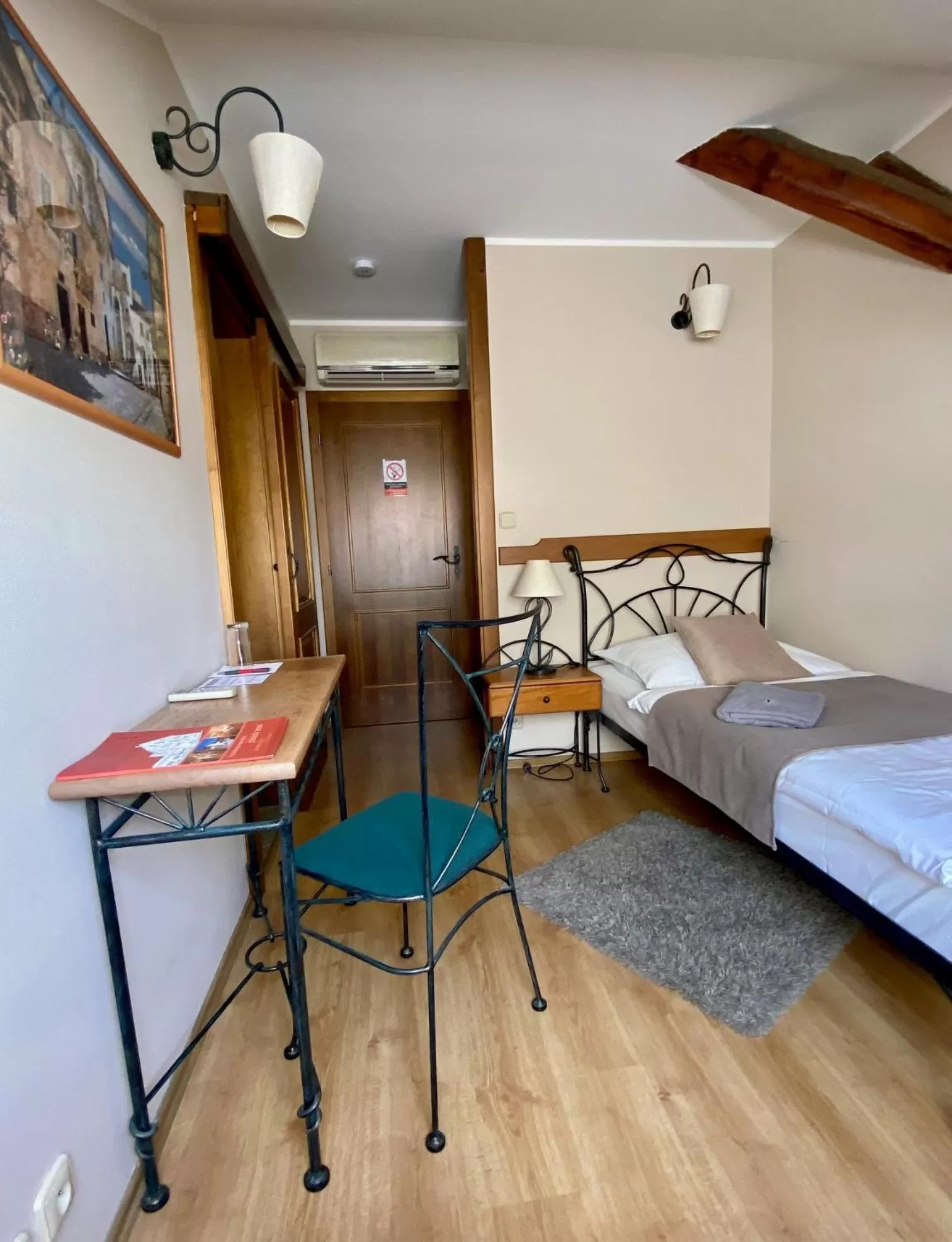 Hotel and restaurant Via Ironia