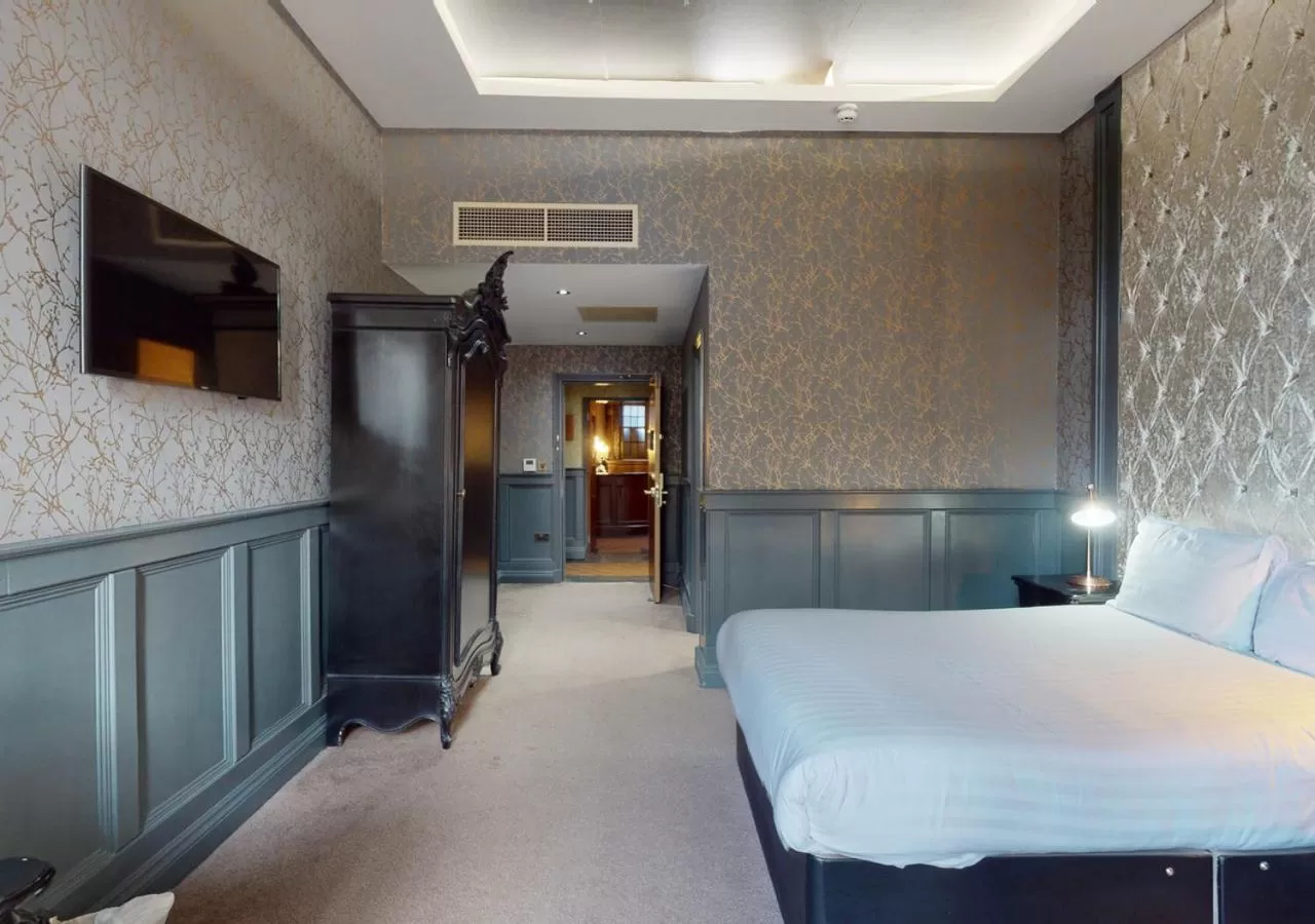 Bedroom, Bed in The Coal Exchange Hotel