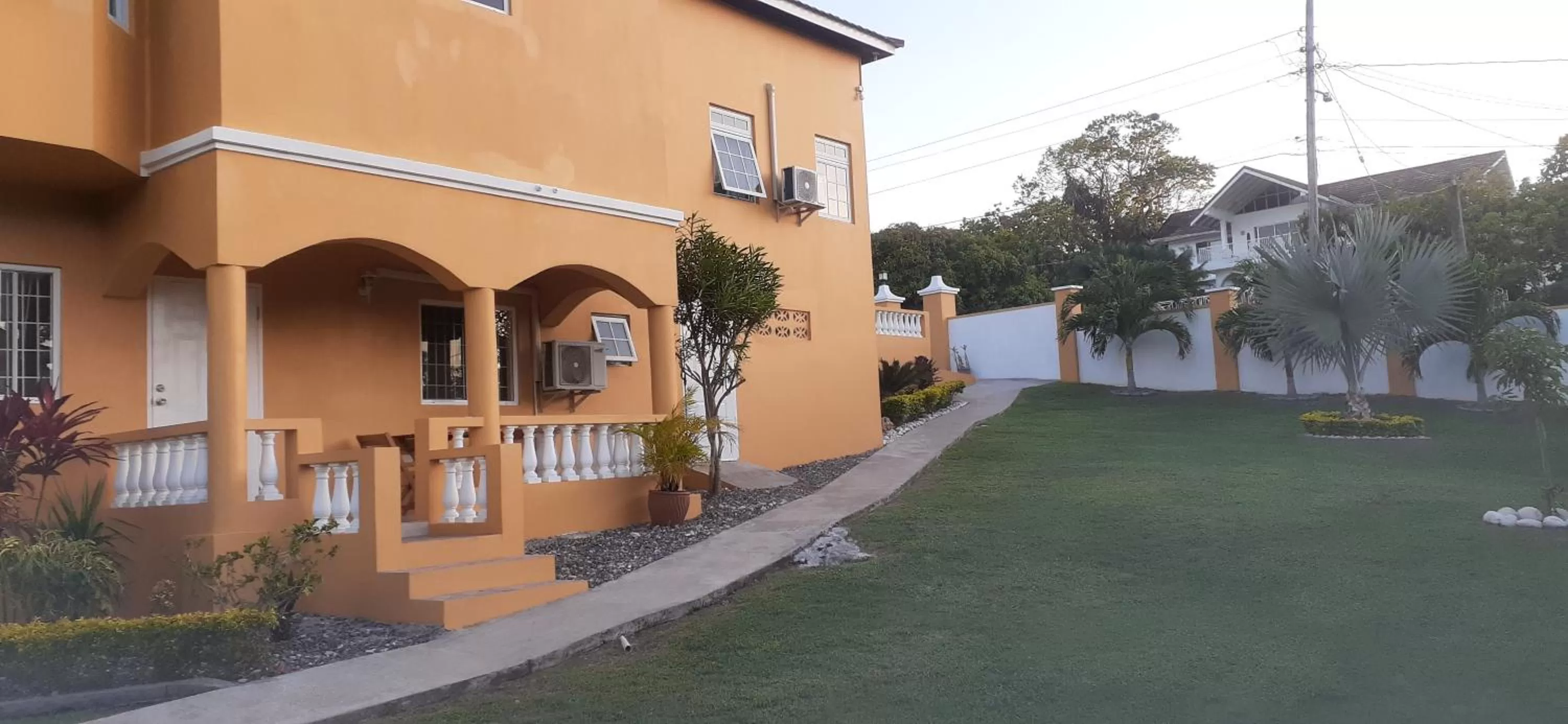 Property Building in Modrians