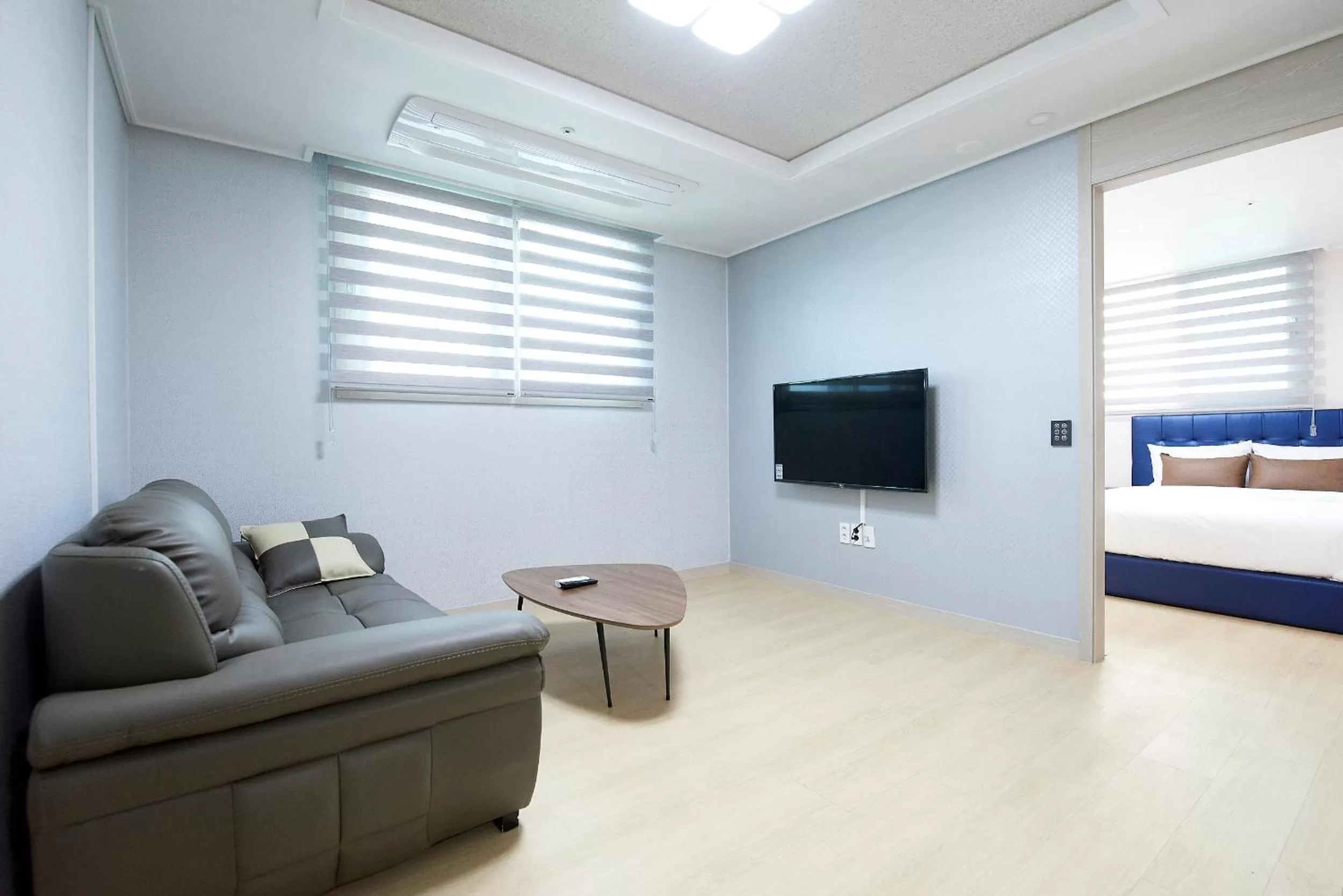 Seating Area in The Port Hotel Busan