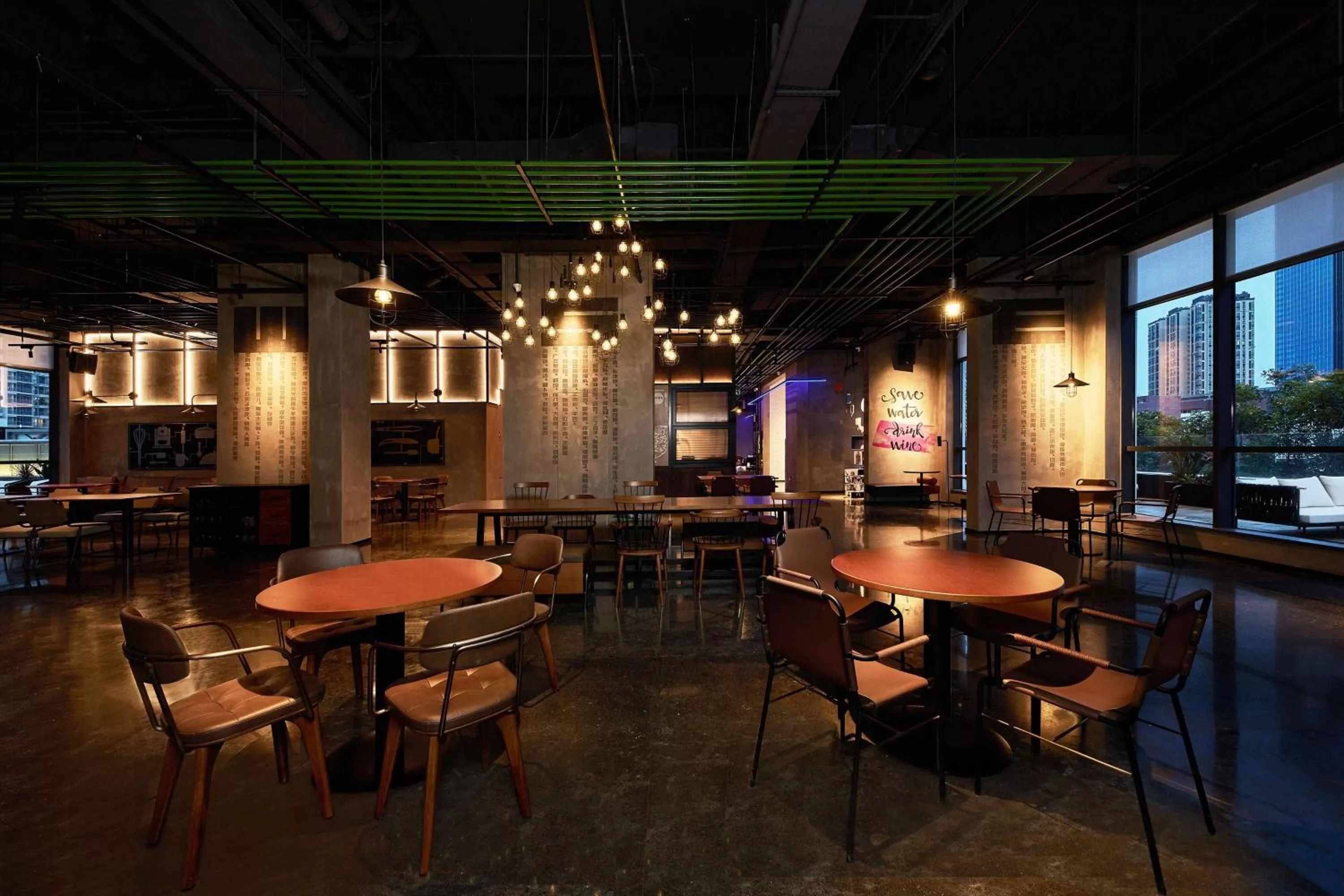 Restaurant/places to eat in Moxy Shenzhen North Station