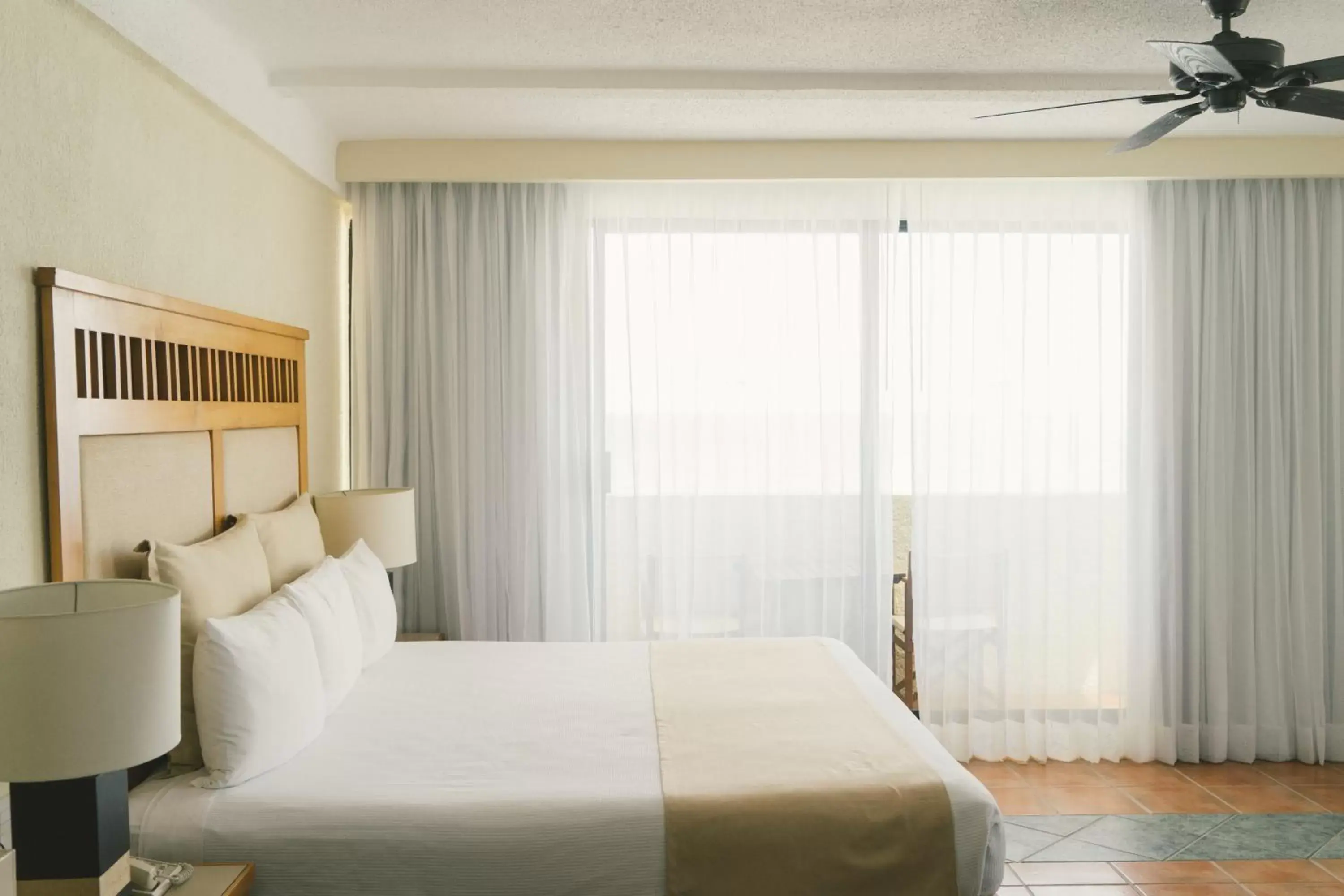 Junior Suite in Hotel NYX Cancun Junior Suite in Hotel NYX Cancun