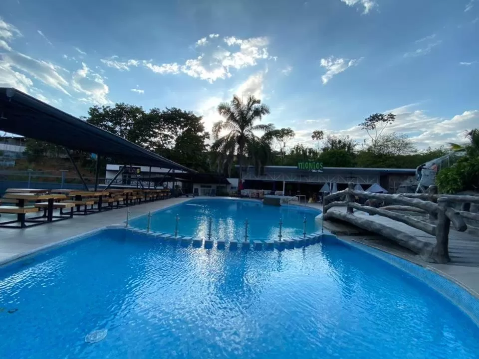 Swimming pool in Hotel PZ Country Club & Conference Center