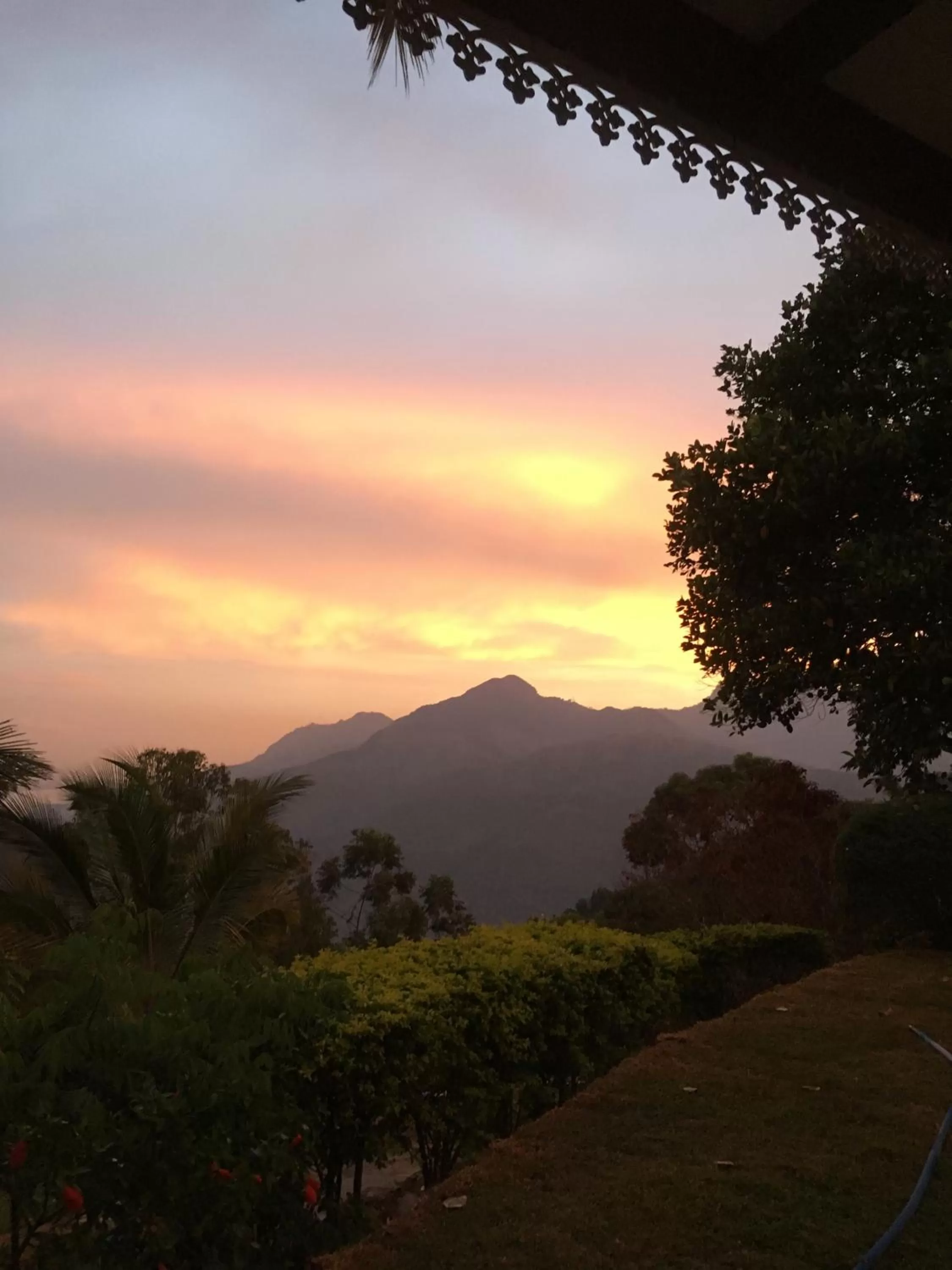 Restaurant/places to eat in CHILL VILLE, VIEW POINT HOTEL